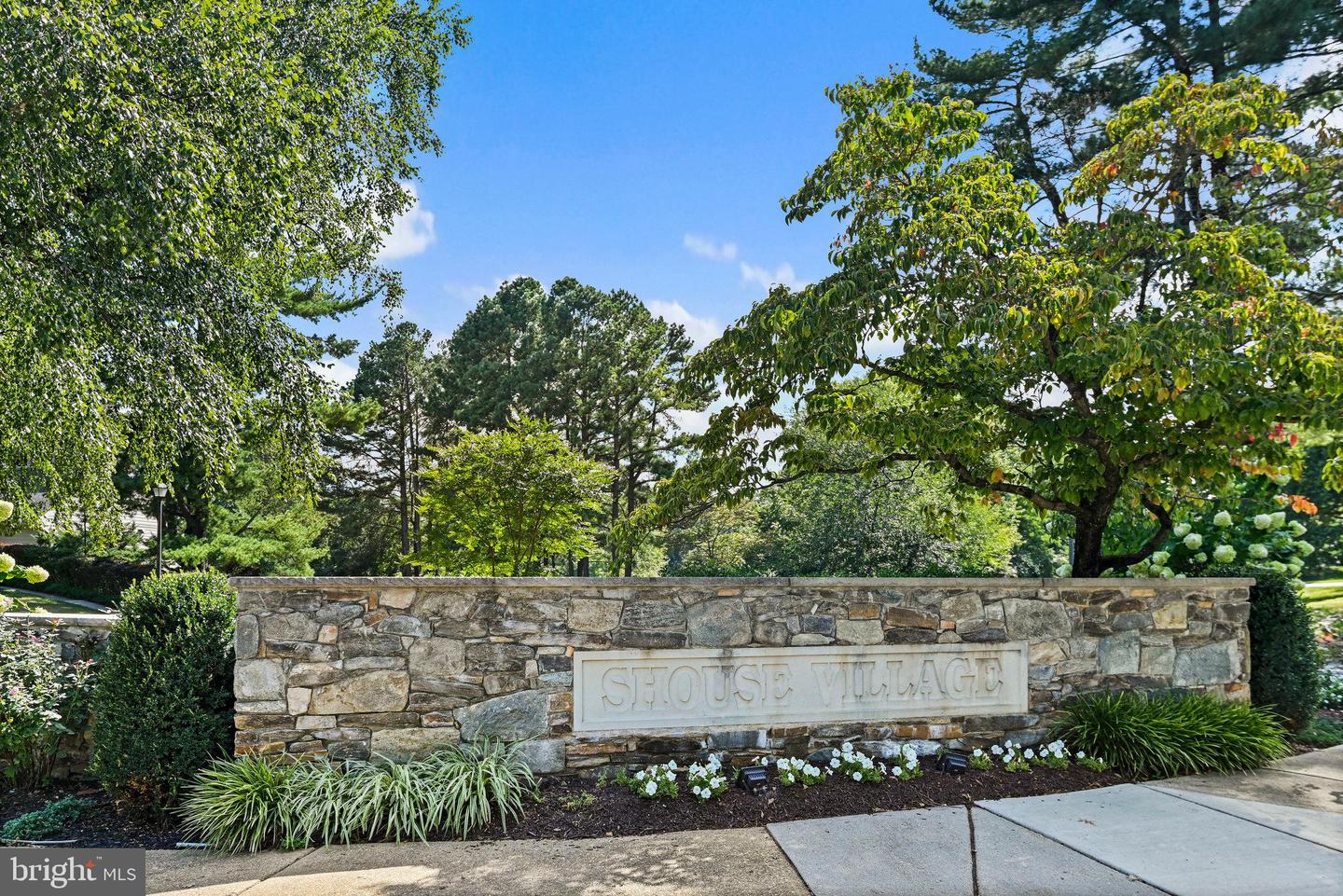 1419 CLAVES CT, VIENNA, Virginia 22182, 5 Bedrooms Bedrooms, ,4 BathroomsBathrooms,Residential,For sale,1419 CLAVES CT,VAFX2273308 MLS # VAFX2273308 1419 CLAVES CT, VIENNA, Virginia 22182, 5 Bedrooms Bedrooms, ,4 BathroomsBathrooms,Residential,For sale,1419 CLAVES CT,VAFX2273308 MLS # VAFX2273308