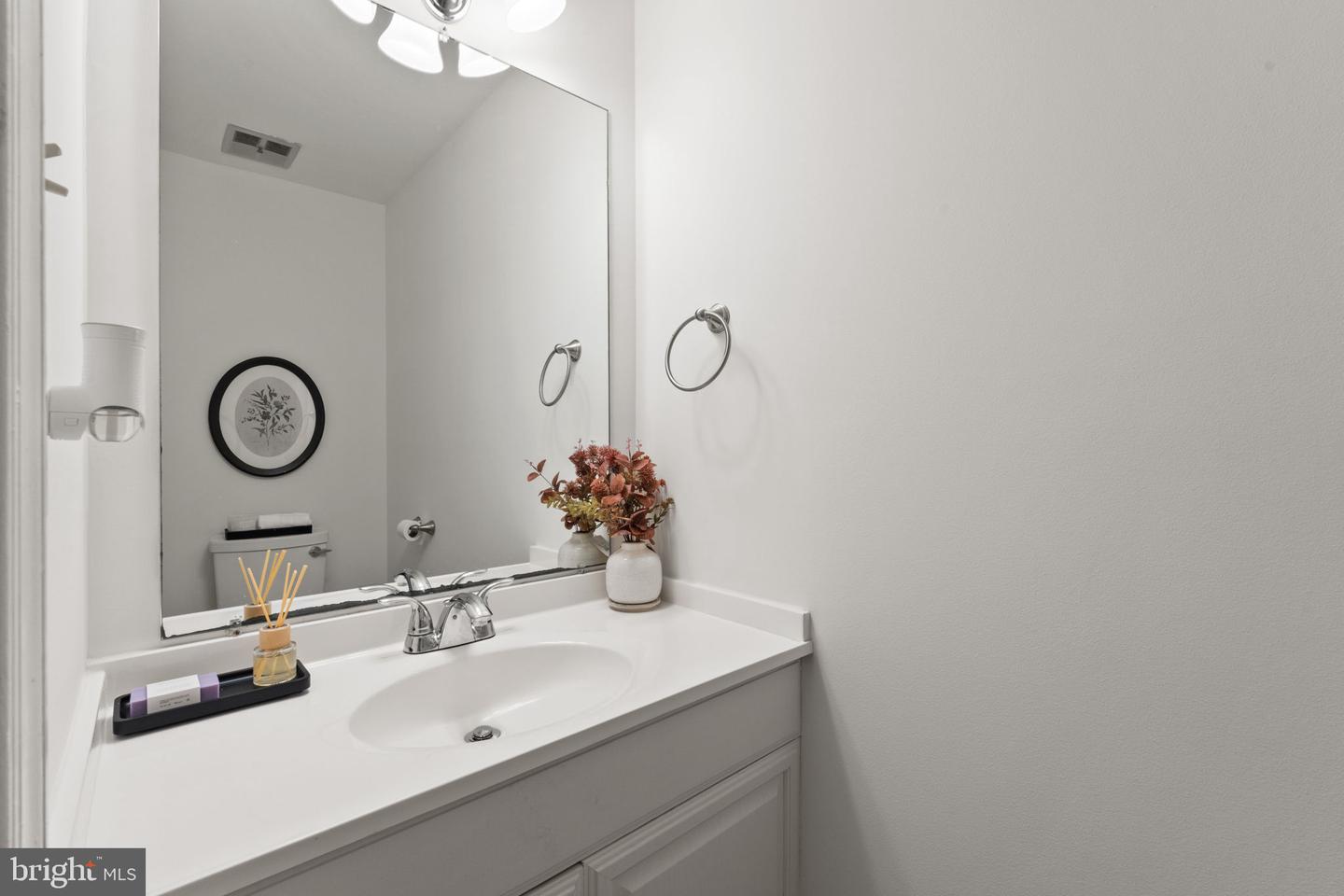 2901 EVERLEIGH WAY, FAIRFAX, Virginia 22031, 3 Bedrooms Bedrooms, ,3 BathroomsBathrooms,Residential,For sale,2901 EVERLEIGH WAY,VAFX2273772 MLS # VAFX2273772 2901 EVERLEIGH WAY, FAIRFAX, Virginia 22031, 3 Bedrooms Bedrooms, ,3 BathroomsBathrooms,Residential,For sale,2901 EVERLEIGH WAY,VAFX2273772 MLS # VAFX2273772