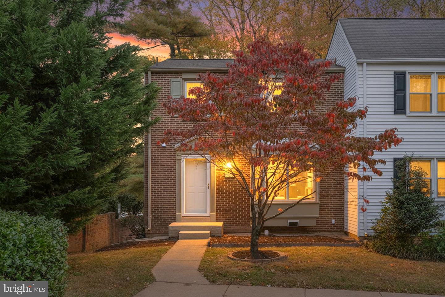 2901 EVERLEIGH WAY, FAIRFAX, Virginia 22031, 3 Bedrooms Bedrooms, ,3 BathroomsBathrooms,Residential,For sale,2901 EVERLEIGH WAY,VAFX2273772 MLS # VAFX2273772 2901 EVERLEIGH WAY, FAIRFAX, Virginia 22031, 3 Bedrooms Bedrooms, ,3 BathroomsBathrooms,Residential,For sale,2901 EVERLEIGH WAY,VAFX2273772 MLS # VAFX2273772