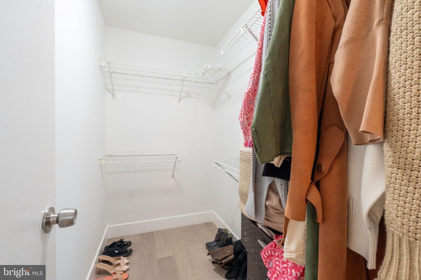 2901 EVERLEIGH WAY, FAIRFAX, Virginia 22031, 3 Bedrooms Bedrooms, ,3 BathroomsBathrooms,Residential,For sale,2901 EVERLEIGH WAY,VAFX2273772 MLS # VAFX2273772 2901 EVERLEIGH WAY, FAIRFAX, Virginia 22031, 3 Bedrooms Bedrooms, ,3 BathroomsBathrooms,Residential,For sale,2901 EVERLEIGH WAY,VAFX2273772 MLS # VAFX2273772