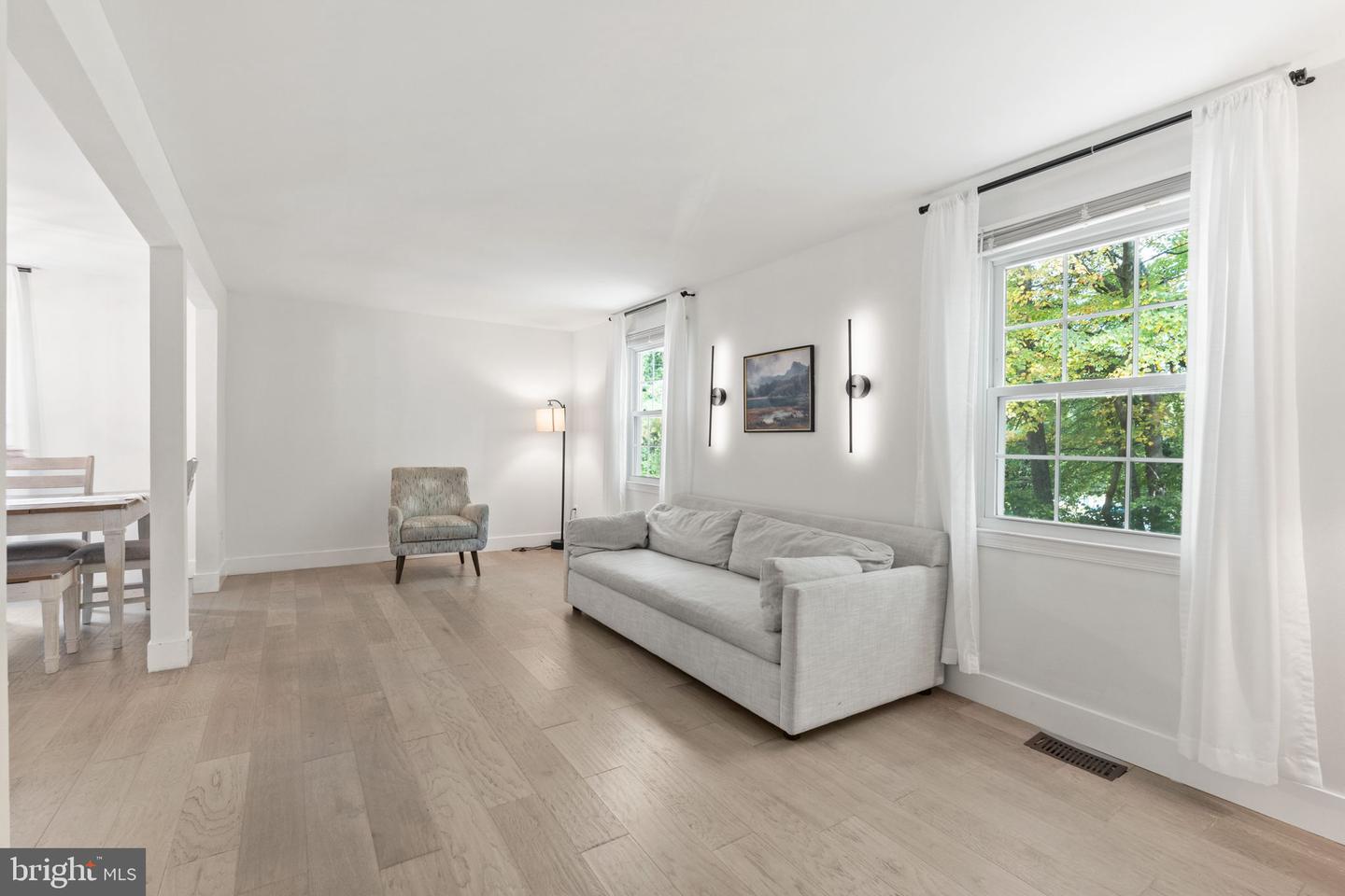 2901 EVERLEIGH WAY, FAIRFAX, Virginia 22031, 3 Bedrooms Bedrooms, ,3 BathroomsBathrooms,Residential,For sale,2901 EVERLEIGH WAY,VAFX2273772 MLS # VAFX2273772 2901 EVERLEIGH WAY, FAIRFAX, Virginia 22031, 3 Bedrooms Bedrooms, ,3 BathroomsBathrooms,Residential,For sale,2901 EVERLEIGH WAY,VAFX2273772 MLS # VAFX2273772