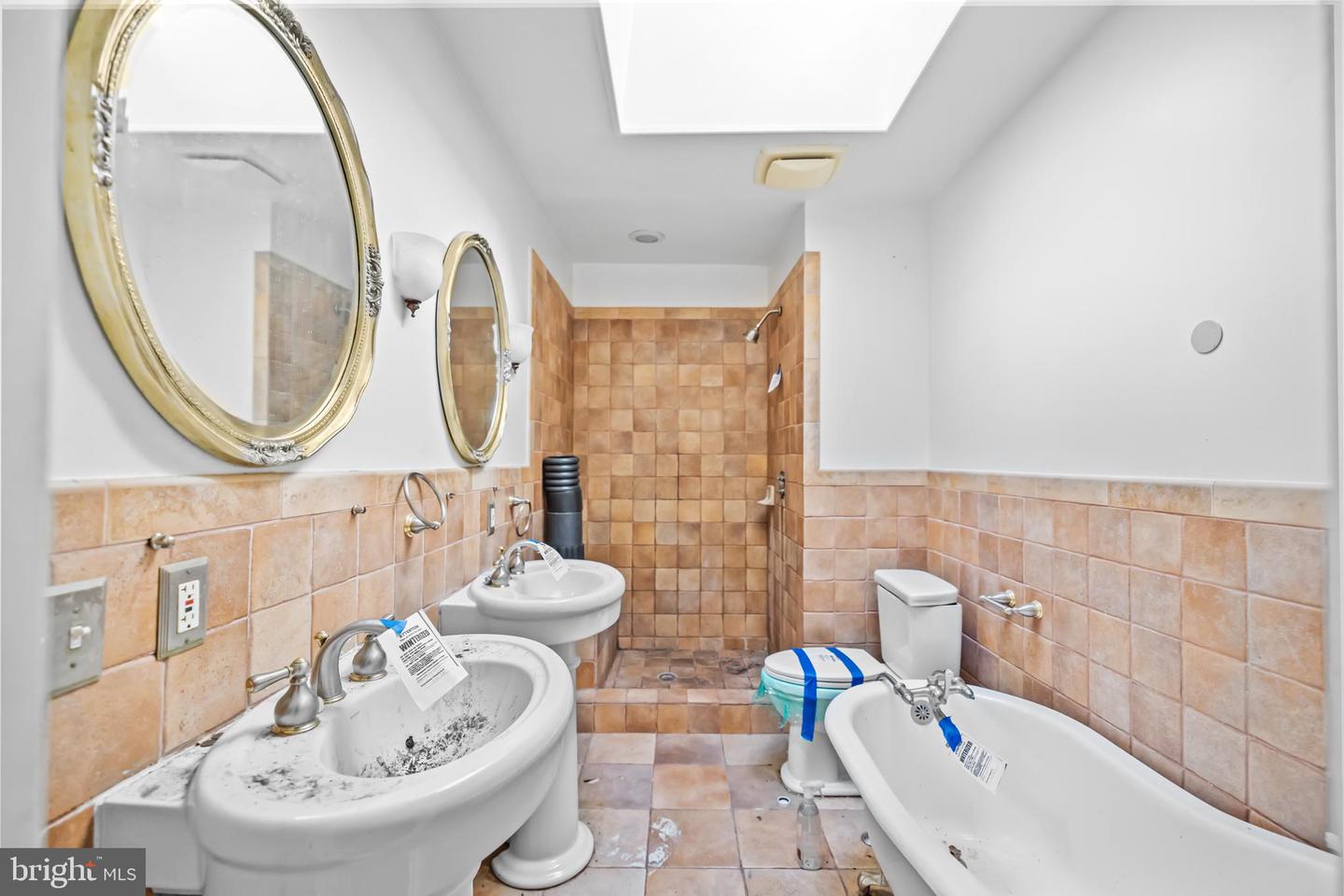 607 OTIS PL NW, WASHINGTON, District Of Columbia 20010, 3 Bedrooms Bedrooms, ,1 BathroomBathrooms,Residential,For sale,607 OTIS PL NW,DCDC2226438 MLS # DCDC2226438 607 OTIS PL NW, WASHINGTON, District Of Columbia 20010, 3 Bedrooms Bedrooms, ,1 BathroomBathrooms,Residential,For sale,607 OTIS PL NW,DCDC2226438 MLS # DCDC2226438