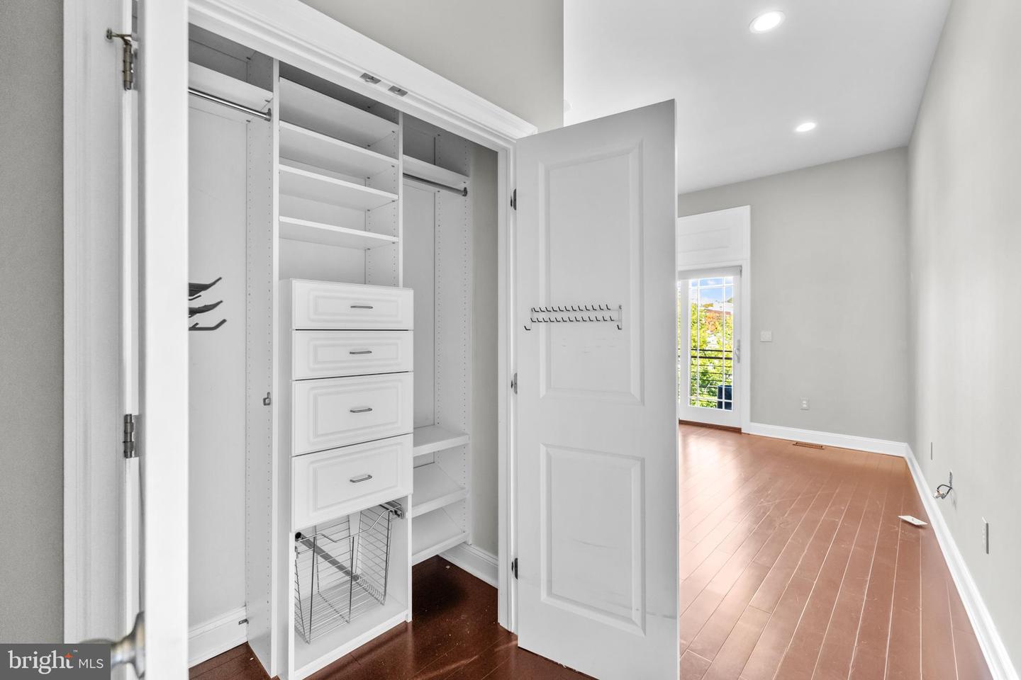 151 V ST NW #4, WASHINGTON, District Of Columbia 20001, 2 Bedrooms Bedrooms, ,2 BathroomsBathrooms,Residential,For sale,151 V ST NW #4,DCDC2226422 MLS # DCDC2226422 151 V ST NW #4, WASHINGTON, District Of Columbia 20001, 2 Bedrooms Bedrooms, ,2 BathroomsBathrooms,Residential,For sale,151 V ST NW #4,DCDC2226422 MLS # DCDC2226422