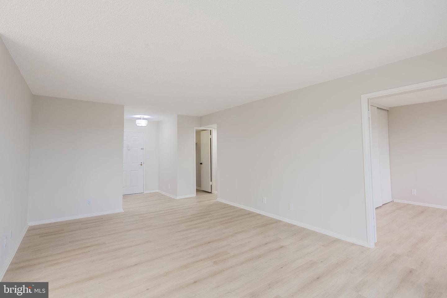 5903 MOUNT EAGLE DR #1206, ALEXANDRIA, Virginia 22303, 2 Bedrooms Bedrooms, ,2 BathroomsBathrooms,Residential,For sale,5903 MOUNT EAGLE DR #1206,VAFX2273928 MLS # VAFX2273928 5903 MOUNT EAGLE DR #1206, ALEXANDRIA, Virginia 22303, 2 Bedrooms Bedrooms, ,2 BathroomsBathrooms,Residential,For sale,5903 MOUNT EAGLE DR #1206,VAFX2273928 MLS # VAFX2273928