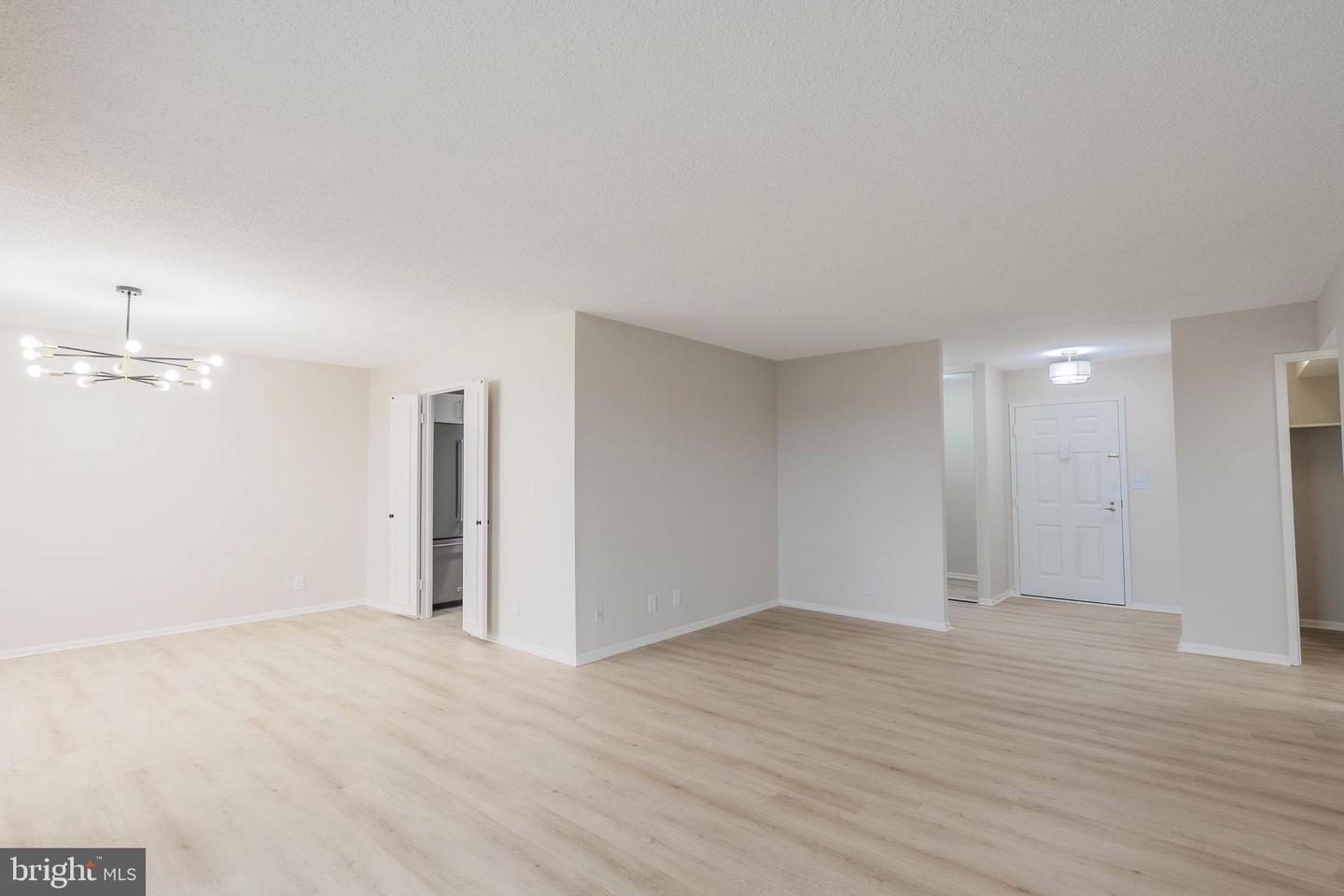 5903 MOUNT EAGLE DR #1206, ALEXANDRIA, Virginia 22303, 2 Bedrooms Bedrooms, ,2 BathroomsBathrooms,Residential,For sale,5903 MOUNT EAGLE DR #1206,VAFX2273928 MLS # VAFX2273928 5903 MOUNT EAGLE DR #1206, ALEXANDRIA, Virginia 22303, 2 Bedrooms Bedrooms, ,2 BathroomsBathrooms,Residential,For sale,5903 MOUNT EAGLE DR #1206,VAFX2273928 MLS # VAFX2273928