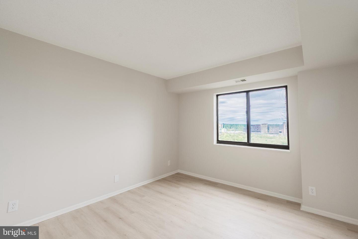 5903 MOUNT EAGLE DR #1206, ALEXANDRIA, Virginia 22303, 2 Bedrooms Bedrooms, ,2 BathroomsBathrooms,Residential,For sale,5903 MOUNT EAGLE DR #1206,VAFX2273928 MLS # VAFX2273928 5903 MOUNT EAGLE DR #1206, ALEXANDRIA, Virginia 22303, 2 Bedrooms Bedrooms, ,2 BathroomsBathrooms,Residential,For sale,5903 MOUNT EAGLE DR #1206,VAFX2273928 MLS # VAFX2273928