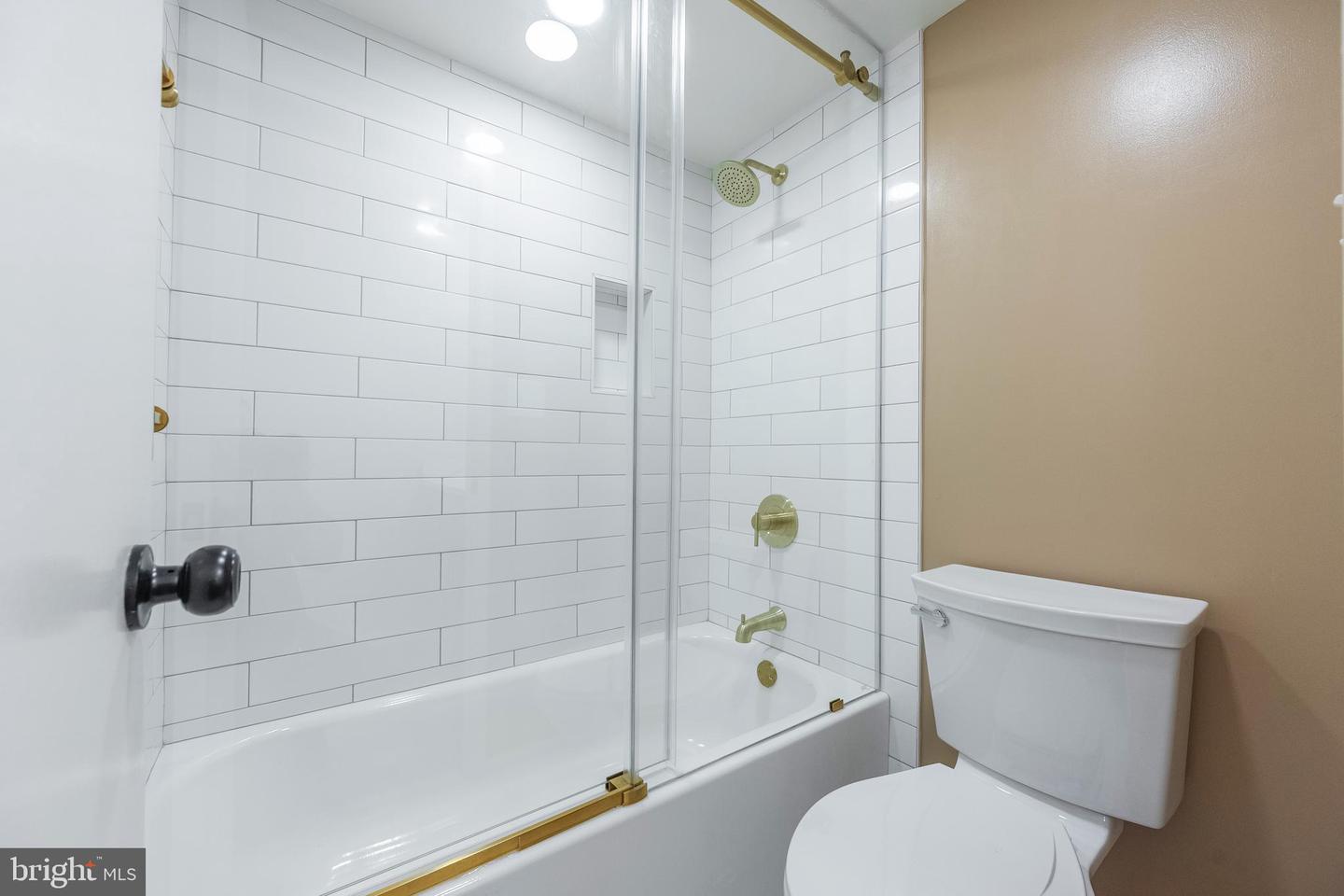 5903 MOUNT EAGLE DR #1206, ALEXANDRIA, Virginia 22303, 2 Bedrooms Bedrooms, ,2 BathroomsBathrooms,Residential,For sale,5903 MOUNT EAGLE DR #1206,VAFX2273928 MLS # VAFX2273928 5903 MOUNT EAGLE DR #1206, ALEXANDRIA, Virginia 22303, 2 Bedrooms Bedrooms, ,2 BathroomsBathrooms,Residential,For sale,5903 MOUNT EAGLE DR #1206,VAFX2273928 MLS # VAFX2273928