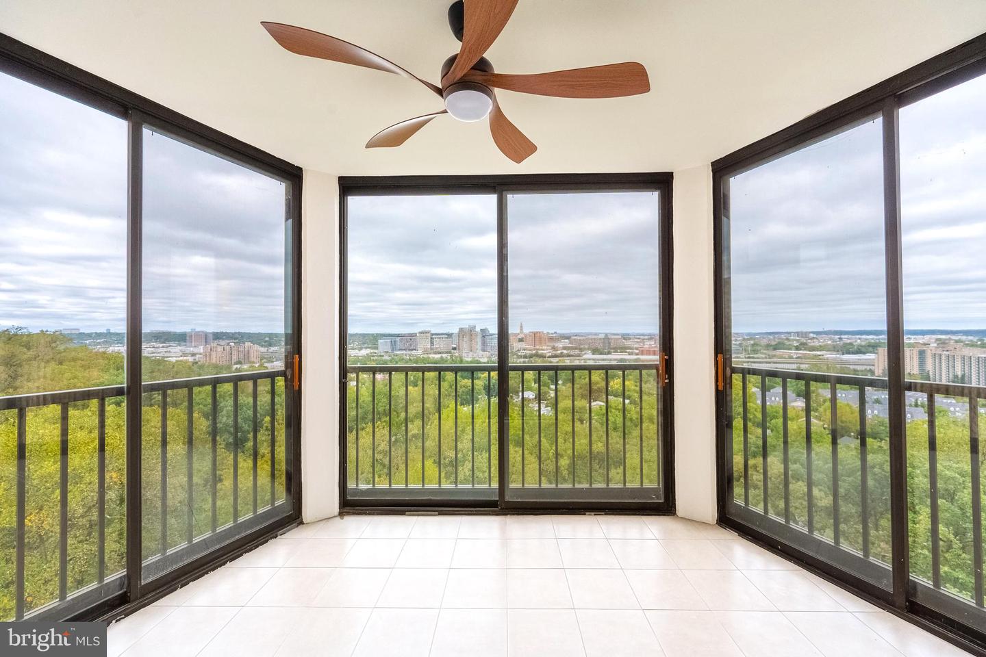 5903 MOUNT EAGLE DR #1206, ALEXANDRIA, Virginia 22303, 2 Bedrooms Bedrooms, ,2 BathroomsBathrooms,Residential,For sale,5903 MOUNT EAGLE DR #1206,VAFX2273928 MLS # VAFX2273928 5903 MOUNT EAGLE DR #1206, ALEXANDRIA, Virginia 22303, 2 Bedrooms Bedrooms, ,2 BathroomsBathrooms,Residential,For sale,5903 MOUNT EAGLE DR #1206,VAFX2273928 MLS # VAFX2273928