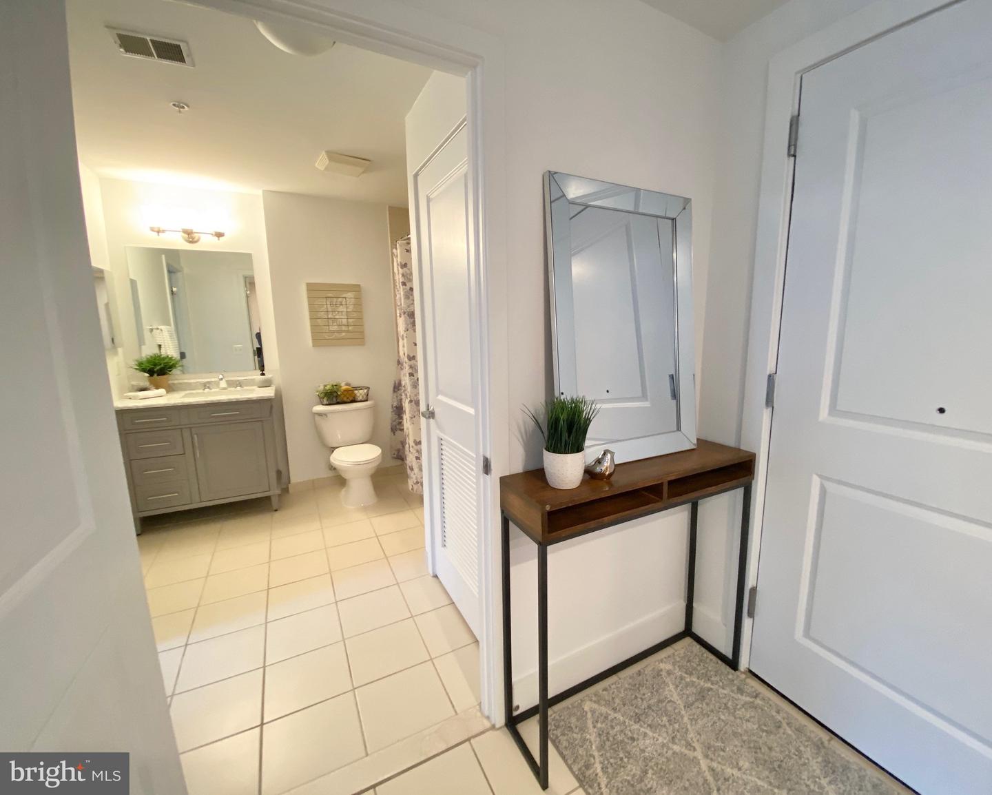 2001 15TH ST N #715, ARLINGTON, Virginia 22201, 1 Bedroom Bedrooms, ,1 BathroomBathrooms,Residential,For sale,2001 15TH ST N #715,VAAR2064842 MLS # VAAR2064842 2001 15TH ST N #715, ARLINGTON, Virginia 22201, 1 Bedroom Bedrooms, ,1 BathroomBathrooms,Residential,For sale,2001 15TH ST N #715,VAAR2064842 MLS # VAAR2064842