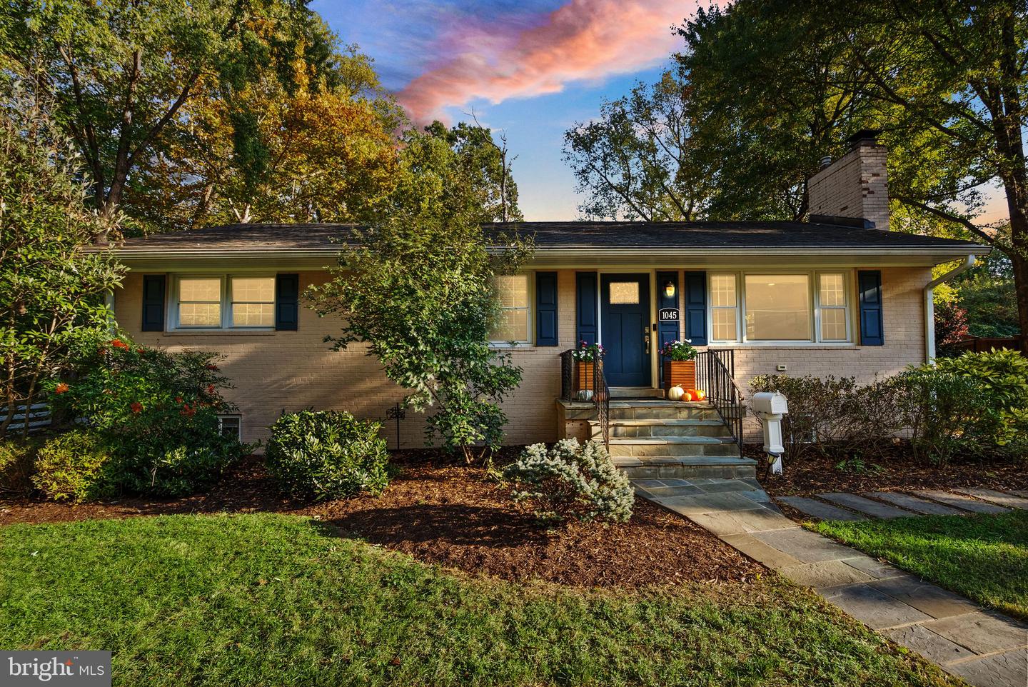 1045 RYNEX DR, ALEXANDRIA, Virginia 22312, 3 Bedrooms Bedrooms, 10 Rooms Rooms,2 BathroomsBathrooms,Residential,For sale,1045 RYNEX DR,VAAX2050682 MLS # VAAX2050682 1045 RYNEX DR, ALEXANDRIA, Virginia 22312, 3 Bedrooms Bedrooms, 10 Rooms Rooms,2 BathroomsBathrooms,Residential,For sale,1045 RYNEX DR,VAAX2050682 MLS # VAAX2050682