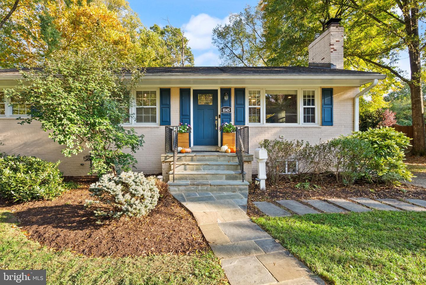 1045 RYNEX DR, ALEXANDRIA, Virginia 22312, 3 Bedrooms Bedrooms, 10 Rooms Rooms,2 BathroomsBathrooms,Residential,For sale,1045 RYNEX DR,VAAX2050682 MLS # VAAX2050682 1045 RYNEX DR, ALEXANDRIA, Virginia 22312, 3 Bedrooms Bedrooms, 10 Rooms Rooms,2 BathroomsBathrooms,Residential,For sale,1045 RYNEX DR,VAAX2050682 MLS # VAAX2050682
