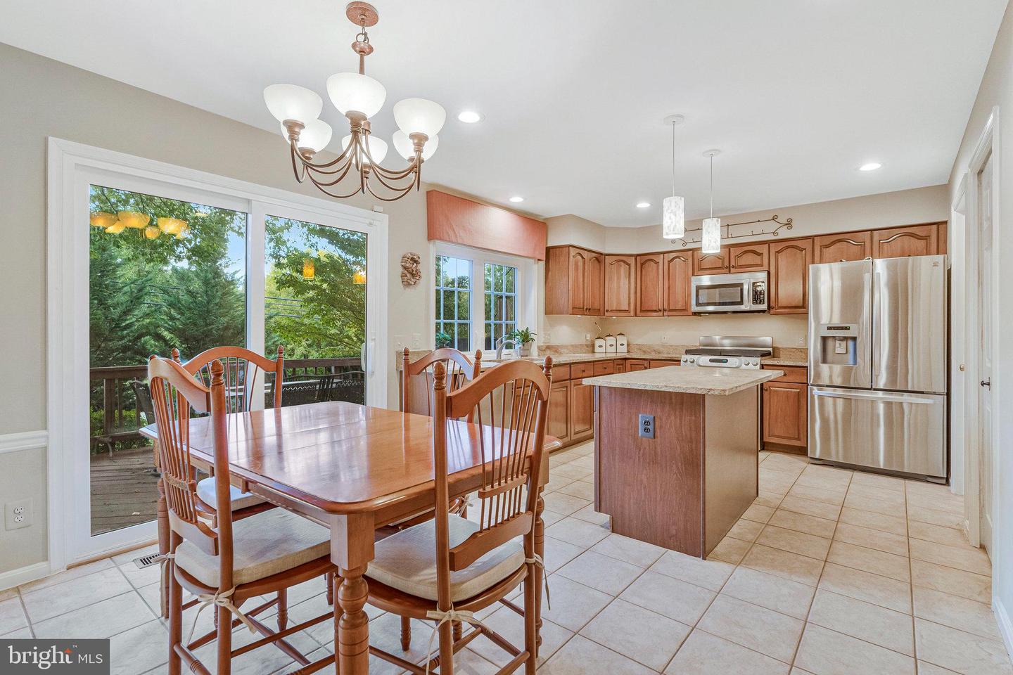 706 AMBER CT NE, LEESBURG, Virginia 20176, 4 Bedrooms Bedrooms, ,3 BathroomsBathrooms,Residential,For sale,706 AMBER CT NE,VALO2108578 MLS # VALO2108578 706 AMBER CT NE, LEESBURG, Virginia 20176, 4 Bedrooms Bedrooms, ,3 BathroomsBathrooms,Residential,For sale,706 AMBER CT NE,VALO2108578 MLS # VALO2108578