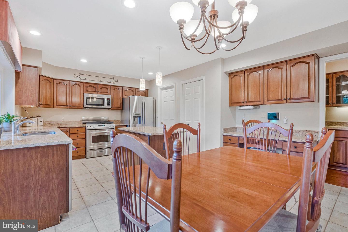 706 AMBER CT NE, LEESBURG, Virginia 20176, 4 Bedrooms Bedrooms, ,3 BathroomsBathrooms,Residential,For sale,706 AMBER CT NE,VALO2108578 MLS # VALO2108578 706 AMBER CT NE, LEESBURG, Virginia 20176, 4 Bedrooms Bedrooms, ,3 BathroomsBathrooms,Residential,For sale,706 AMBER CT NE,VALO2108578 MLS # VALO2108578