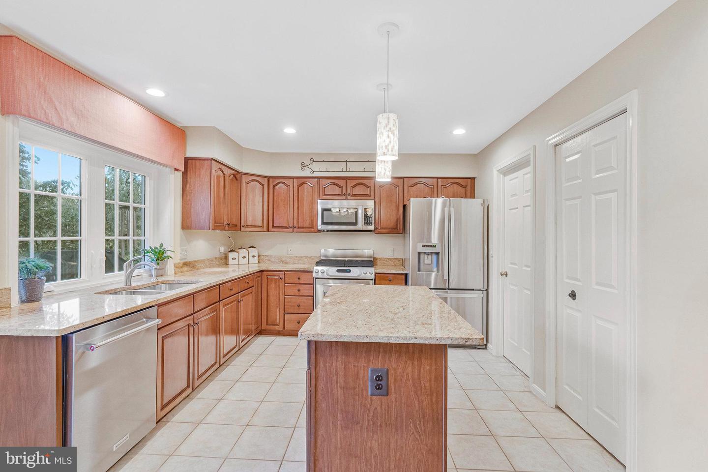 706 AMBER CT NE, LEESBURG, Virginia 20176, 4 Bedrooms Bedrooms, ,3 BathroomsBathrooms,Residential,For sale,706 AMBER CT NE,VALO2108578 MLS # VALO2108578 706 AMBER CT NE, LEESBURG, Virginia 20176, 4 Bedrooms Bedrooms, ,3 BathroomsBathrooms,Residential,For sale,706 AMBER CT NE,VALO2108578 MLS # VALO2108578