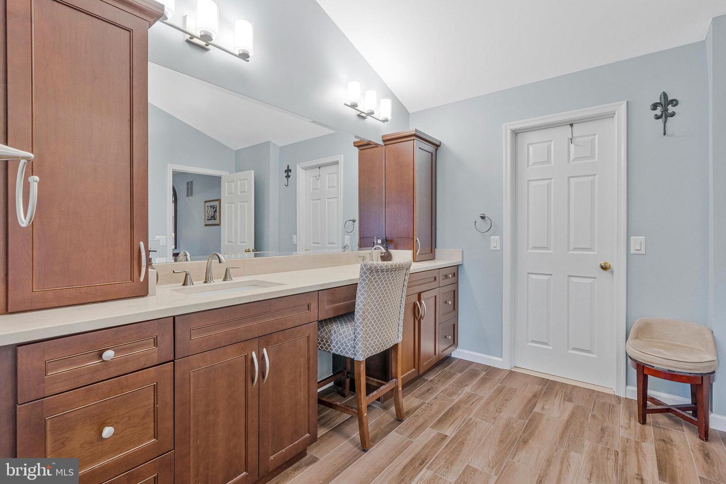 706 AMBER CT NE, LEESBURG, Virginia 20176, 4 Bedrooms Bedrooms, ,3 BathroomsBathrooms,Residential,For sale,706 AMBER CT NE,VALO2108578 MLS # VALO2108578 706 AMBER CT NE, LEESBURG, Virginia 20176, 4 Bedrooms Bedrooms, ,3 BathroomsBathrooms,Residential,For sale,706 AMBER CT NE,VALO2108578 MLS # VALO2108578
