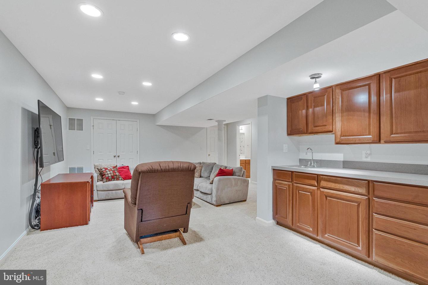 706 AMBER CT NE, LEESBURG, Virginia 20176, 4 Bedrooms Bedrooms, ,3 BathroomsBathrooms,Residential,For sale,706 AMBER CT NE,VALO2108578 MLS # VALO2108578 706 AMBER CT NE, LEESBURG, Virginia 20176, 4 Bedrooms Bedrooms, ,3 BathroomsBathrooms,Residential,For sale,706 AMBER CT NE,VALO2108578 MLS # VALO2108578