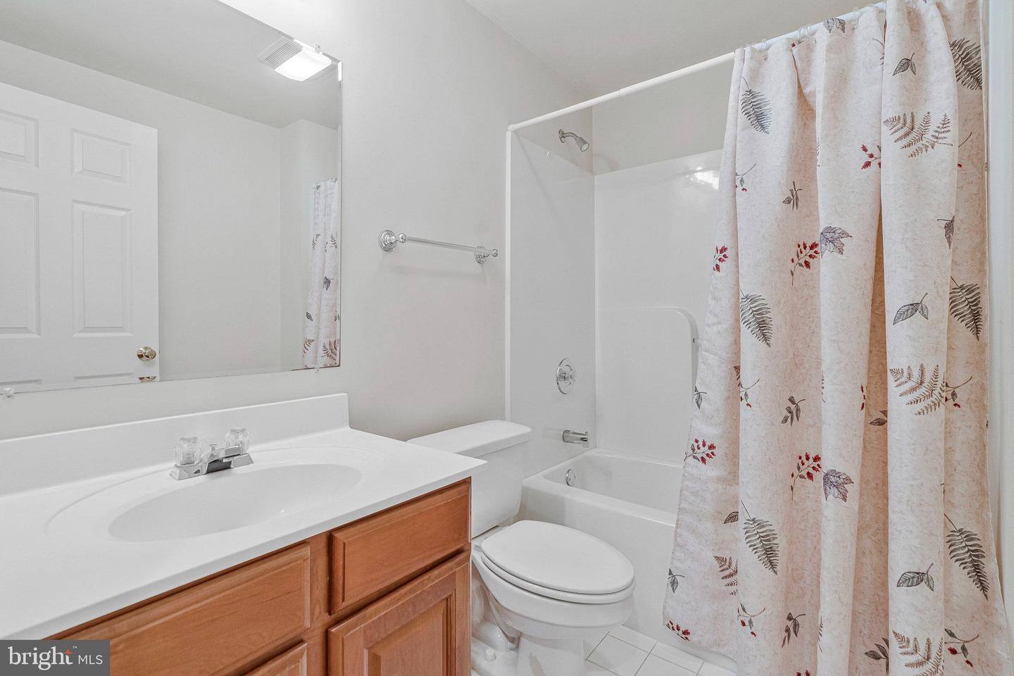706 AMBER CT NE, LEESBURG, Virginia 20176, 4 Bedrooms Bedrooms, ,3 BathroomsBathrooms,Residential,For sale,706 AMBER CT NE,VALO2108578 MLS # VALO2108578 706 AMBER CT NE, LEESBURG, Virginia 20176, 4 Bedrooms Bedrooms, ,3 BathroomsBathrooms,Residential,For sale,706 AMBER CT NE,VALO2108578 MLS # VALO2108578
