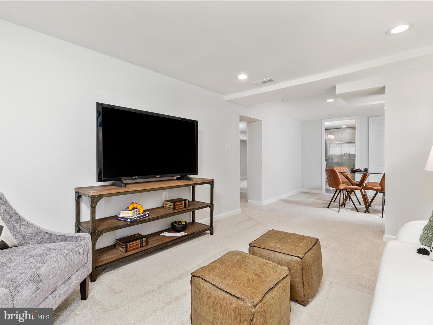 112 S BARTON ST, ARLINGTON, Virginia 22204, 4 Bedrooms Bedrooms, ,3 BathroomsBathrooms,Residential,For sale,112 S BARTON ST,VAAR2064776 MLS # VAAR2064776 112 S BARTON ST, ARLINGTON, Virginia 22204, 4 Bedrooms Bedrooms, ,3 BathroomsBathrooms,Residential,For sale,112 S BARTON ST,VAAR2064776 MLS # VAAR2064776