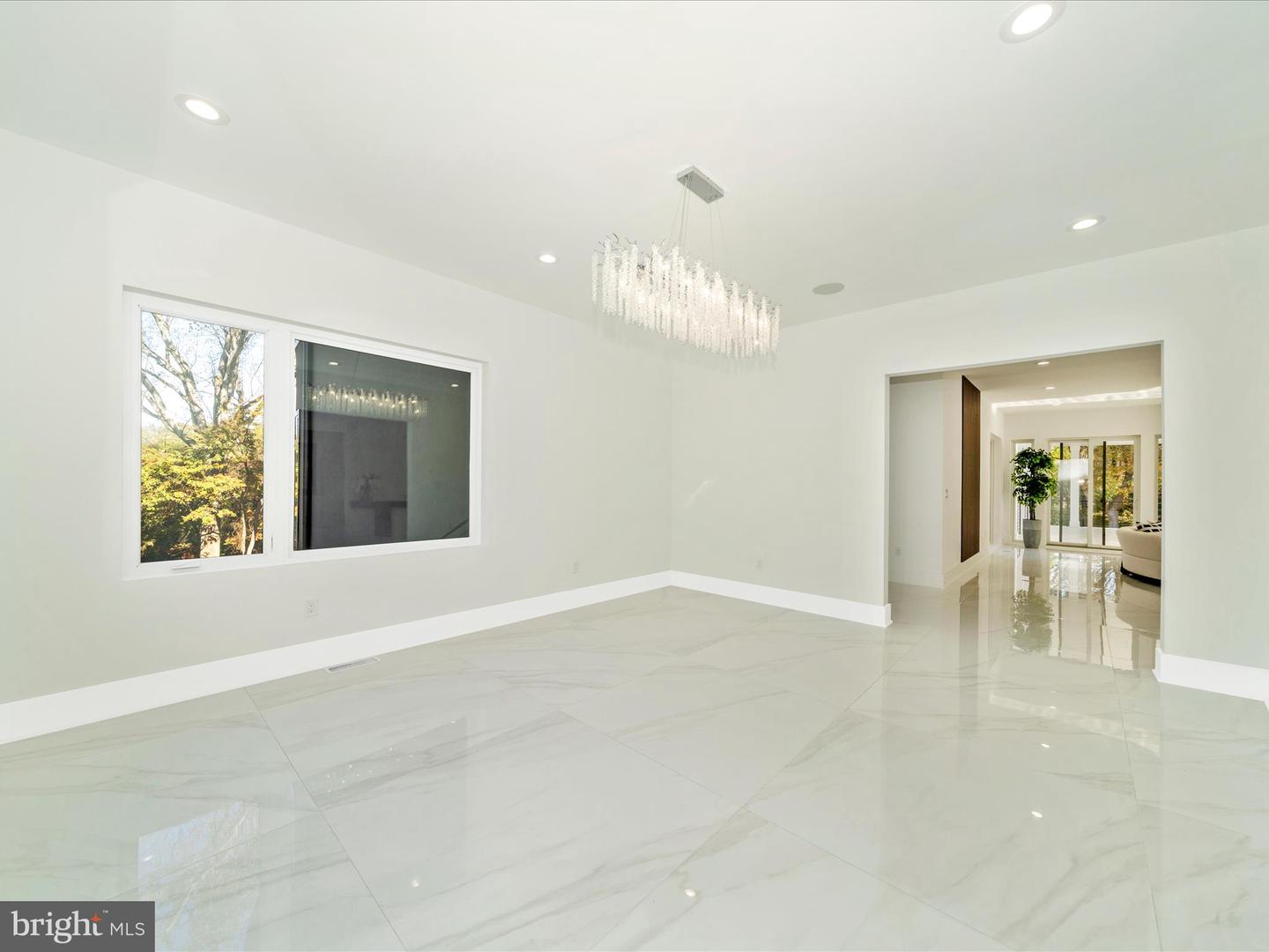 2209 HUNTER MILL RD, VIENNA, Virginia 22181, 5 Bedrooms Bedrooms, ,7 BathroomsBathrooms,Residential,For sale,2209 HUNTER MILL RD,VAFX2273790 MLS # VAFX2273790 2209 HUNTER MILL RD, VIENNA, Virginia 22181, 5 Bedrooms Bedrooms, ,7 BathroomsBathrooms,Residential,For sale,2209 HUNTER MILL RD,VAFX2273790 MLS # VAFX2273790