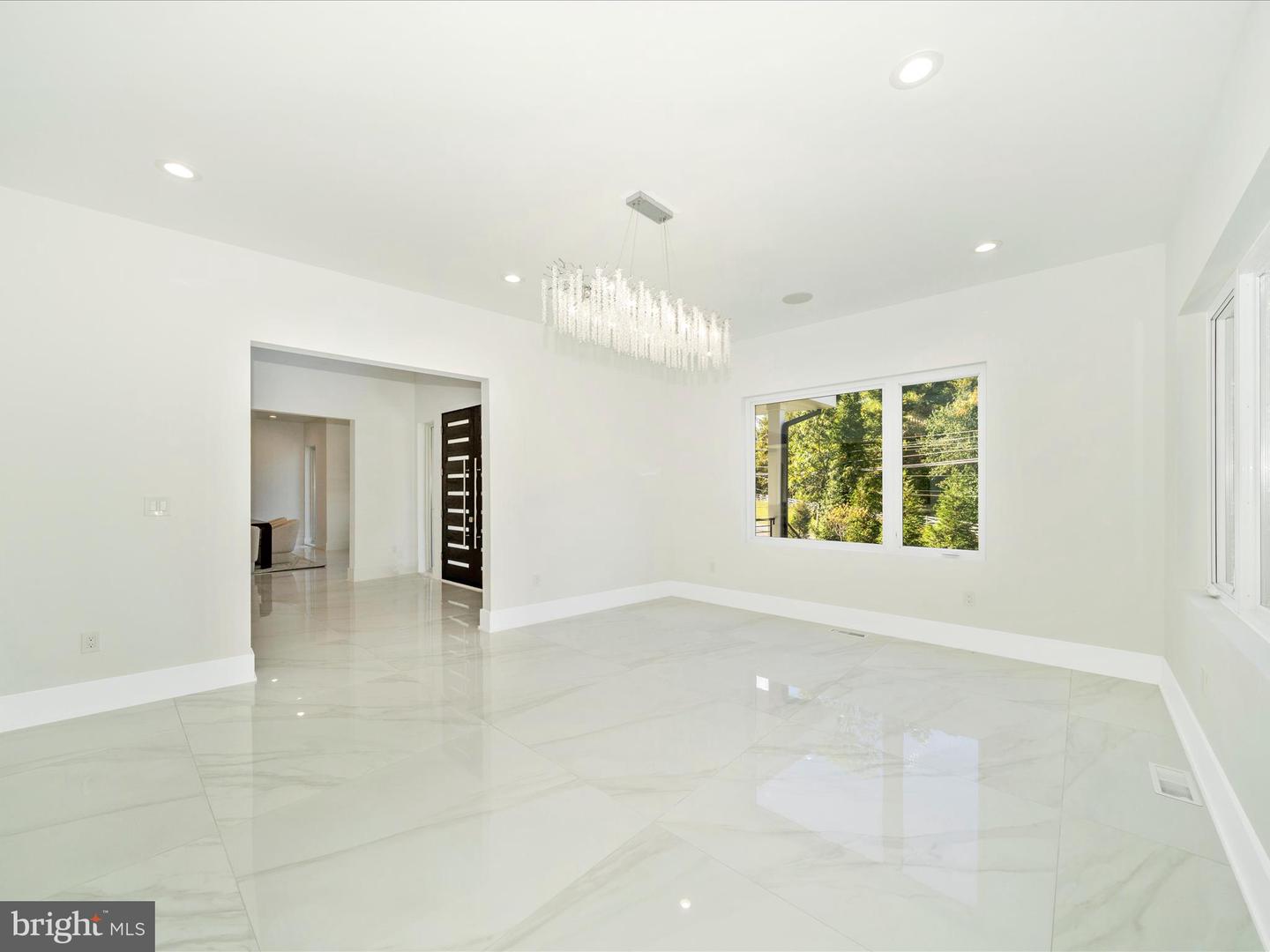 2209 HUNTER MILL RD, VIENNA, Virginia 22181, 5 Bedrooms Bedrooms, ,7 BathroomsBathrooms,Residential,For sale,2209 HUNTER MILL RD,VAFX2273790 MLS # VAFX2273790 2209 HUNTER MILL RD, VIENNA, Virginia 22181, 5 Bedrooms Bedrooms, ,7 BathroomsBathrooms,Residential,For sale,2209 HUNTER MILL RD,VAFX2273790 MLS # VAFX2273790