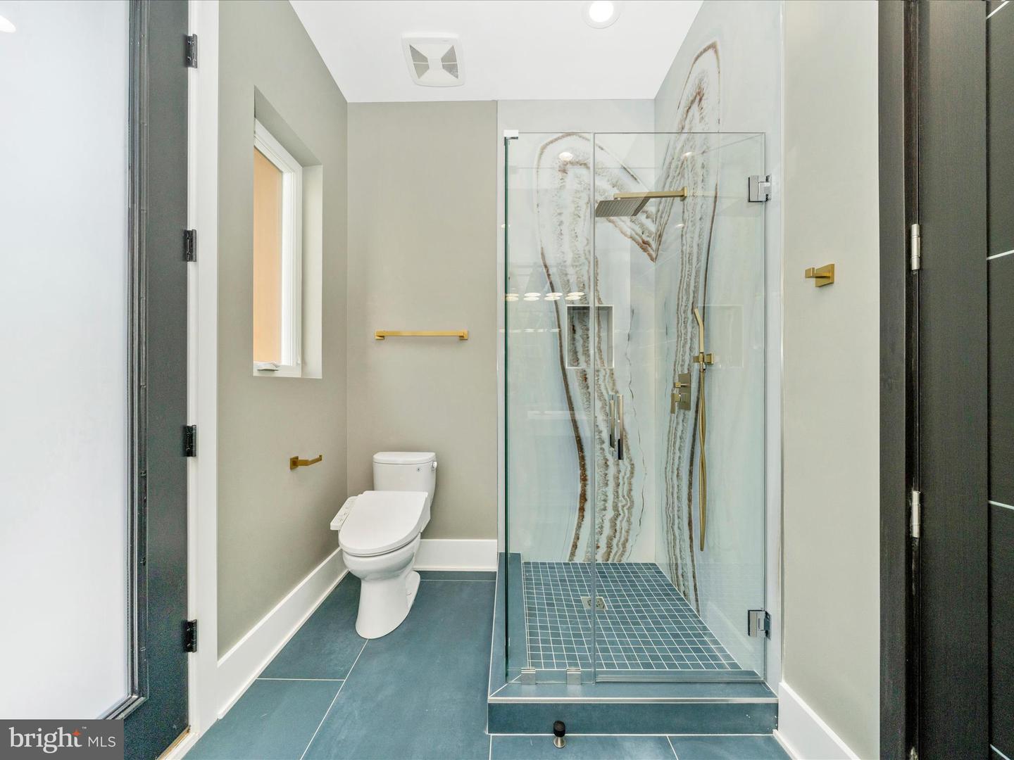 2209 HUNTER MILL RD, VIENNA, Virginia 22181, 5 Bedrooms Bedrooms, ,7 BathroomsBathrooms,Residential,For sale,2209 HUNTER MILL RD,VAFX2273790 MLS # VAFX2273790 2209 HUNTER MILL RD, VIENNA, Virginia 22181, 5 Bedrooms Bedrooms, ,7 BathroomsBathrooms,Residential,For sale,2209 HUNTER MILL RD,VAFX2273790 MLS # VAFX2273790