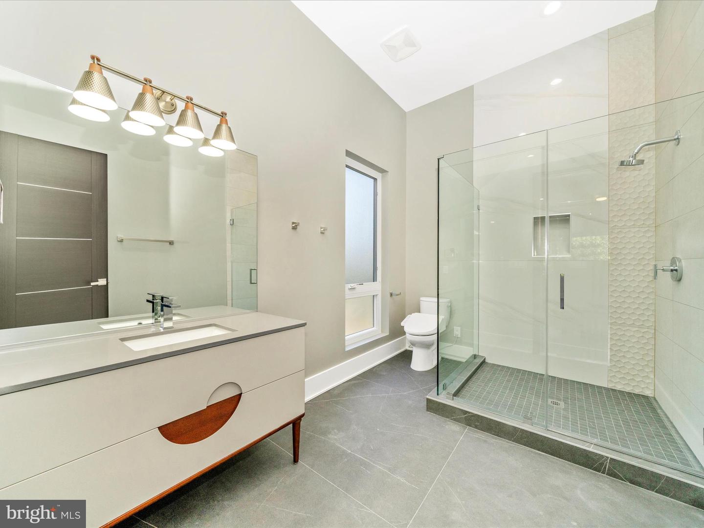 2209 HUNTER MILL RD, VIENNA, Virginia 22181, 5 Bedrooms Bedrooms, ,7 BathroomsBathrooms,Residential,For sale,2209 HUNTER MILL RD,VAFX2273790 MLS # VAFX2273790 2209 HUNTER MILL RD, VIENNA, Virginia 22181, 5 Bedrooms Bedrooms, ,7 BathroomsBathrooms,Residential,For sale,2209 HUNTER MILL RD,VAFX2273790 MLS # VAFX2273790