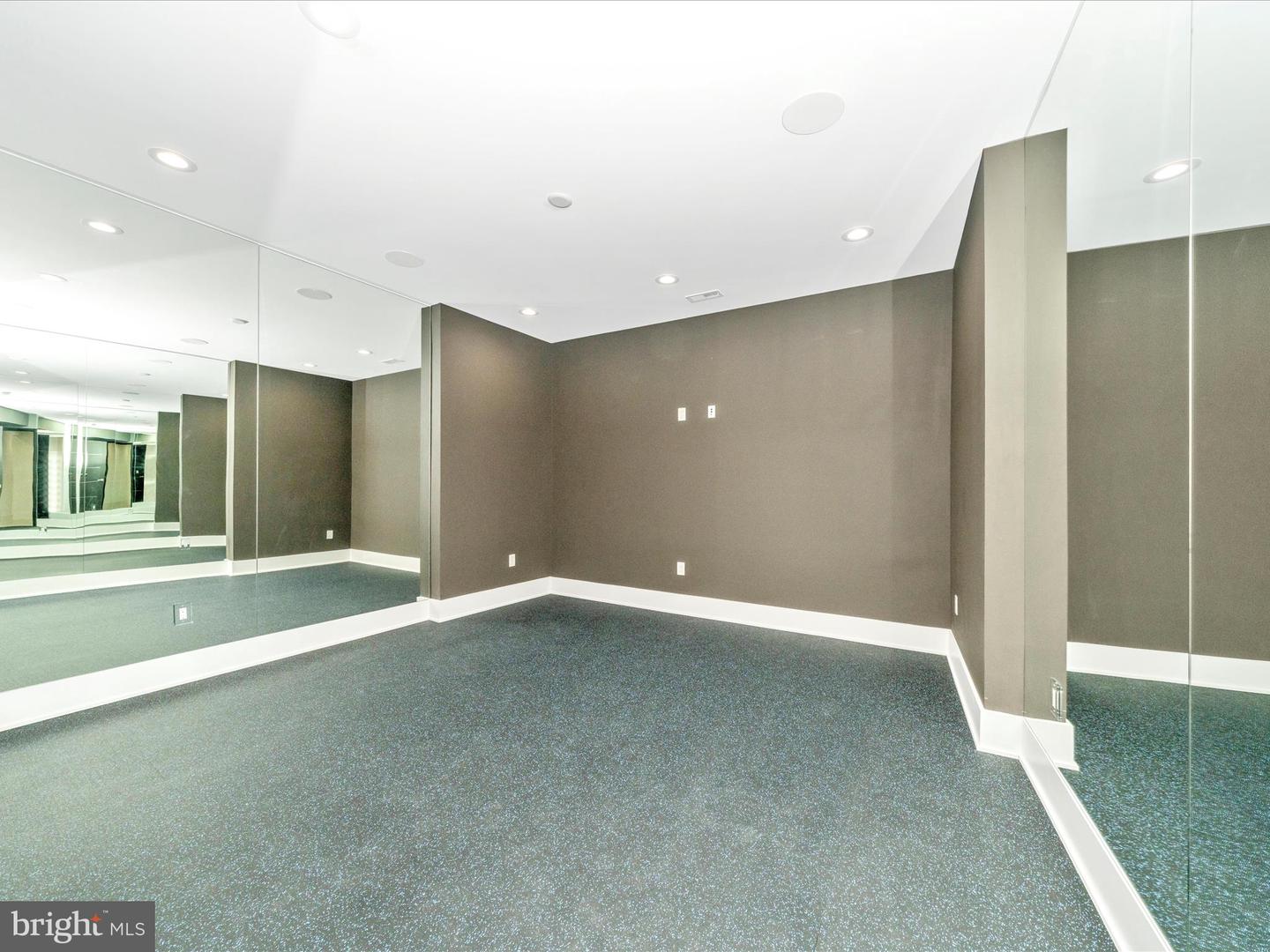 2209 HUNTER MILL RD, VIENNA, Virginia 22181, 5 Bedrooms Bedrooms, ,7 BathroomsBathrooms,Residential,For sale,2209 HUNTER MILL RD,VAFX2273790 MLS # VAFX2273790 2209 HUNTER MILL RD, VIENNA, Virginia 22181, 5 Bedrooms Bedrooms, ,7 BathroomsBathrooms,Residential,For sale,2209 HUNTER MILL RD,VAFX2273790 MLS # VAFX2273790