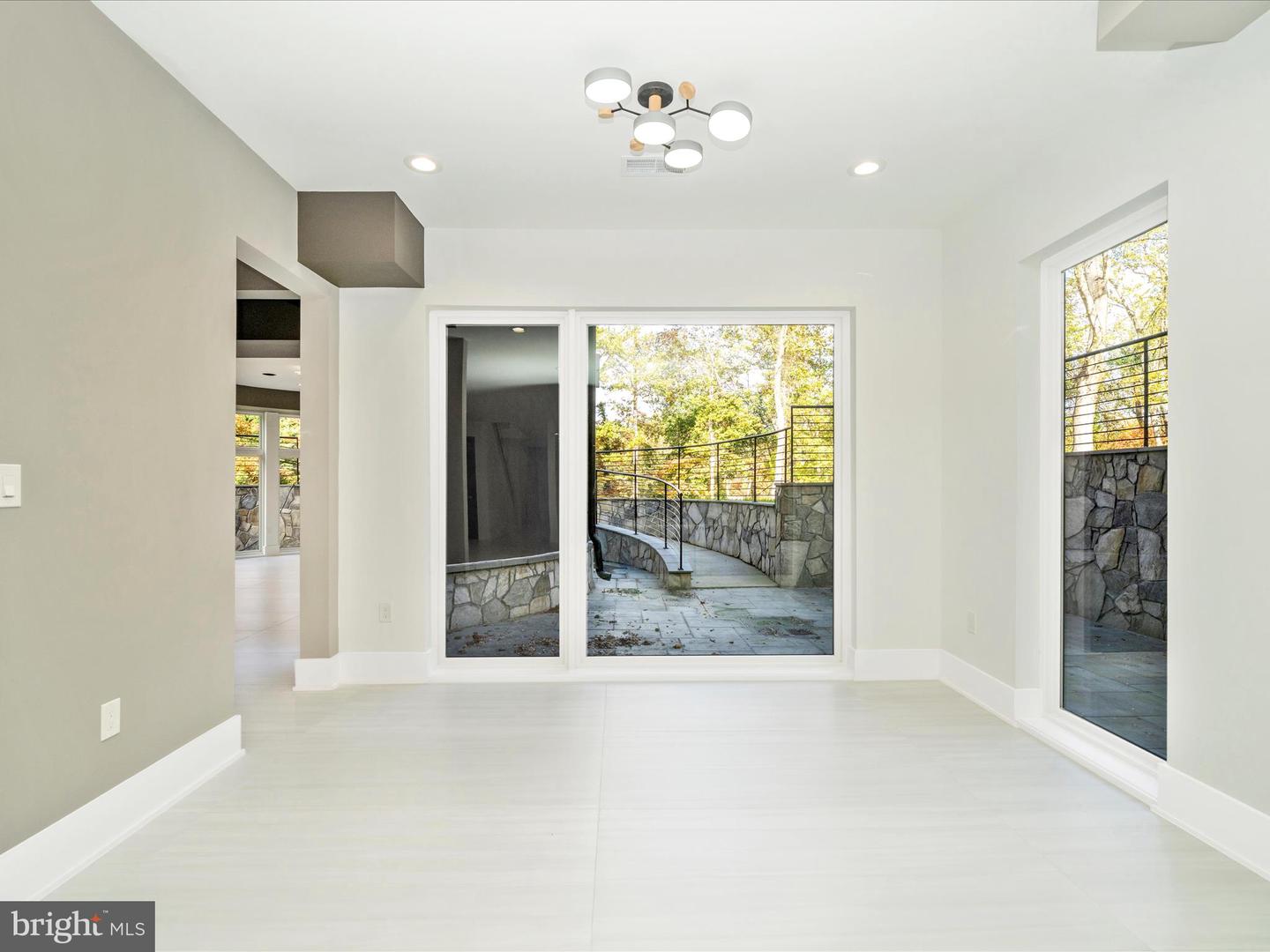 2209 HUNTER MILL RD, VIENNA, Virginia 22181, 5 Bedrooms Bedrooms, ,7 BathroomsBathrooms,Residential,For sale,2209 HUNTER MILL RD,VAFX2273790 MLS # VAFX2273790 2209 HUNTER MILL RD, VIENNA, Virginia 22181, 5 Bedrooms Bedrooms, ,7 BathroomsBathrooms,Residential,For sale,2209 HUNTER MILL RD,VAFX2273790 MLS # VAFX2273790