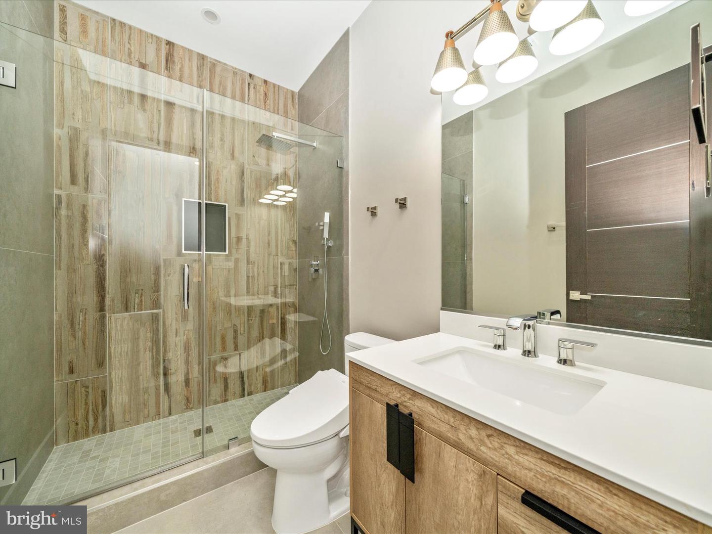 2209 HUNTER MILL RD, VIENNA, Virginia 22181, 5 Bedrooms Bedrooms, ,7 BathroomsBathrooms,Residential,For sale,2209 HUNTER MILL RD,VAFX2273790 MLS # VAFX2273790 2209 HUNTER MILL RD, VIENNA, Virginia 22181, 5 Bedrooms Bedrooms, ,7 BathroomsBathrooms,Residential,For sale,2209 HUNTER MILL RD,VAFX2273790 MLS # VAFX2273790