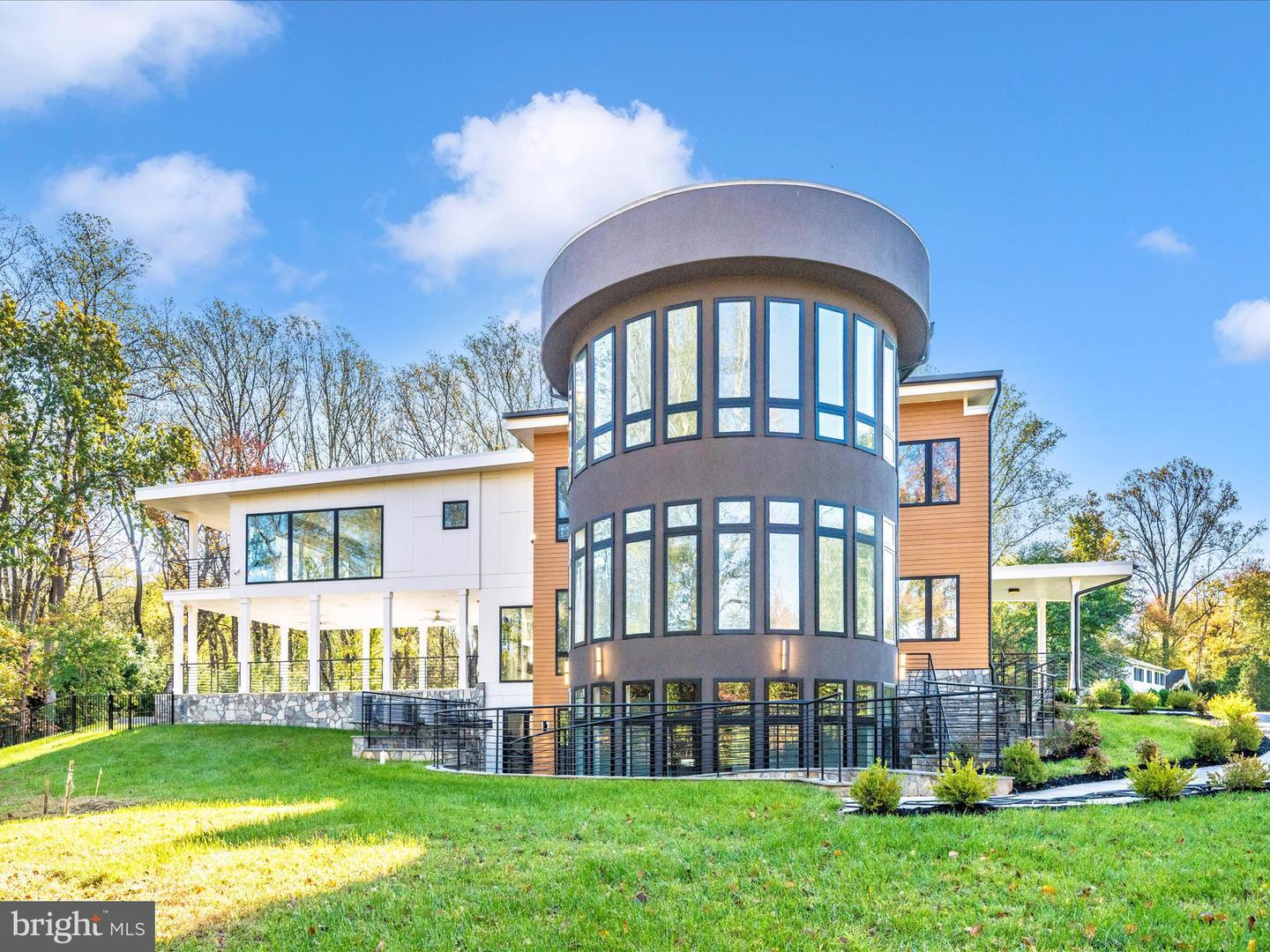 2209 HUNTER MILL RD, VIENNA, Virginia 22181, 5 Bedrooms Bedrooms, ,7 BathroomsBathrooms,Residential,For sale,2209 HUNTER MILL RD,VAFX2273790 MLS # VAFX2273790 2209 HUNTER MILL RD, VIENNA, Virginia 22181, 5 Bedrooms Bedrooms, ,7 BathroomsBathrooms,Residential,For sale,2209 HUNTER MILL RD,VAFX2273790 MLS # VAFX2273790