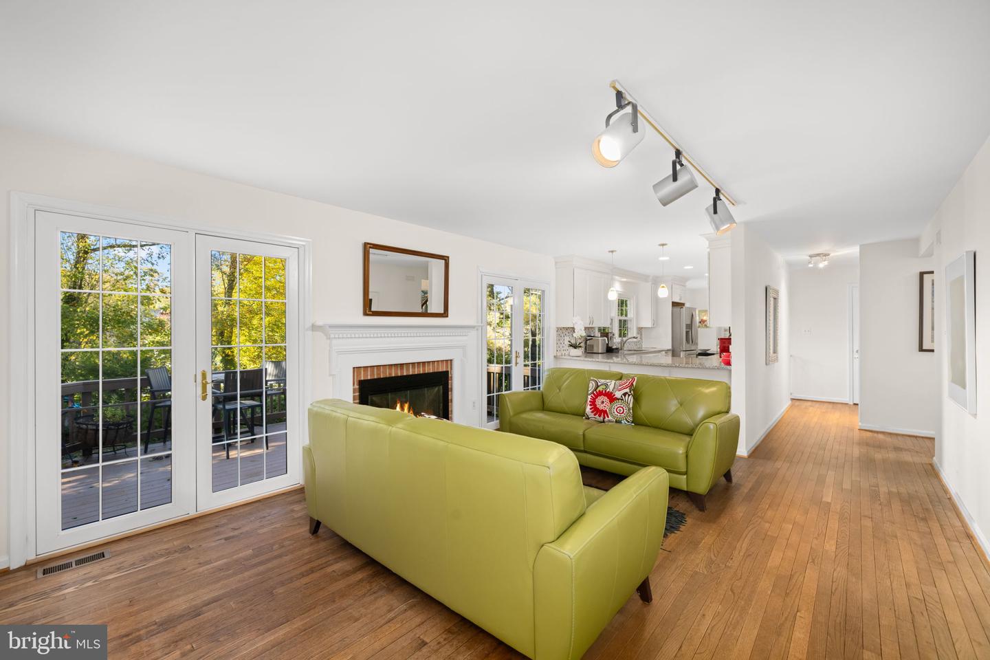 1302 CLAYBORNE HOUSE CT, MCLEAN, Virginia 22101, 5 Bedrooms Bedrooms, 9 Rooms Rooms,3 BathroomsBathrooms,Residential,For sale,1302 CLAYBORNE HOUSE CT,VAFX2273884 MLS # VAFX2273884 1302 CLAYBORNE HOUSE CT, MCLEAN, Virginia 22101, 5 Bedrooms Bedrooms, 9 Rooms Rooms,3 BathroomsBathrooms,Residential,For sale,1302 CLAYBORNE HOUSE CT,VAFX2273884 MLS # VAFX2273884