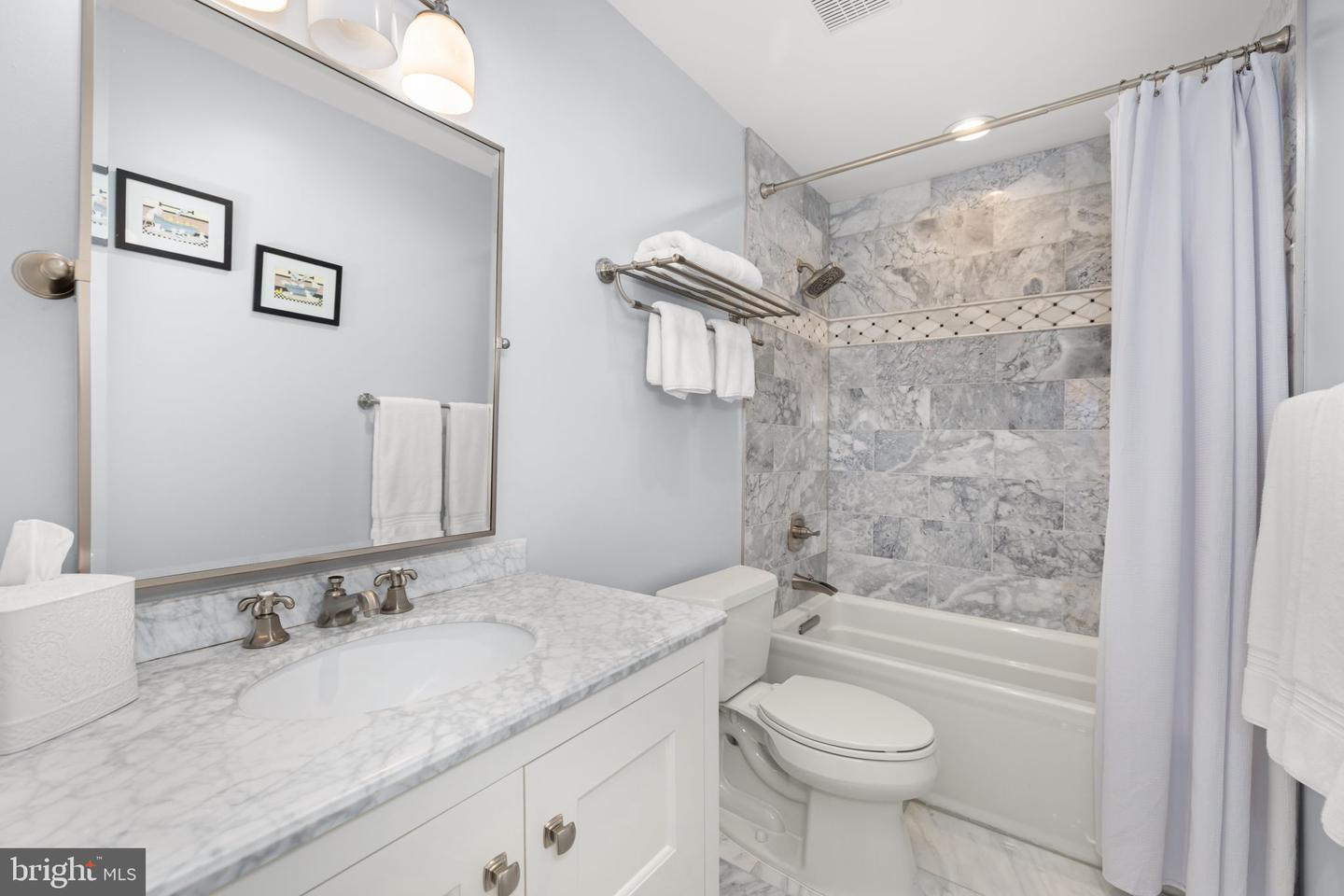 1302 CLAYBORNE HOUSE CT, MCLEAN, Virginia 22101, 5 Bedrooms Bedrooms, 9 Rooms Rooms,3 BathroomsBathrooms,Residential,For sale,1302 CLAYBORNE HOUSE CT,VAFX2273884 MLS # VAFX2273884 1302 CLAYBORNE HOUSE CT, MCLEAN, Virginia 22101, 5 Bedrooms Bedrooms, 9 Rooms Rooms,3 BathroomsBathrooms,Residential,For sale,1302 CLAYBORNE HOUSE CT,VAFX2273884 MLS # VAFX2273884