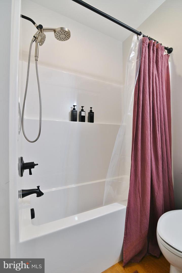 5448 CROOKED RUN RD, MOUNT JACKSON, Virginia 22842, 4 Bedrooms Bedrooms, ,3 BathroomsBathrooms,Residential,For sale,5448 CROOKED RUN RD,VASH2012756 MLS # VASH2012756 5448 CROOKED RUN RD, MOUNT JACKSON, Virginia 22842, 4 Bedrooms Bedrooms, ,3 BathroomsBathrooms,Residential,For sale,5448 CROOKED RUN RD,VASH2012756 MLS # VASH2012756