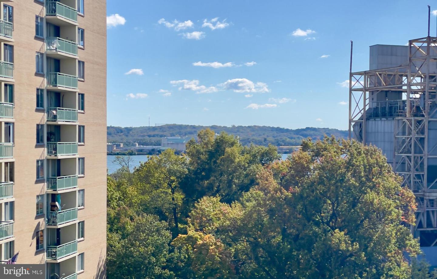 501 SLATERS LN #714, ALEXANDRIA, Virginia 22314, 2 Bedrooms Bedrooms, ,2 BathroomsBathrooms,Residential,For sale,501 SLATERS LN #714,VAAX2050748 MLS # VAAX2050748 501 SLATERS LN #714, ALEXANDRIA, Virginia 22314, 2 Bedrooms Bedrooms, ,2 BathroomsBathrooms,Residential,For sale,501 SLATERS LN #714,VAAX2050748 MLS # VAAX2050748