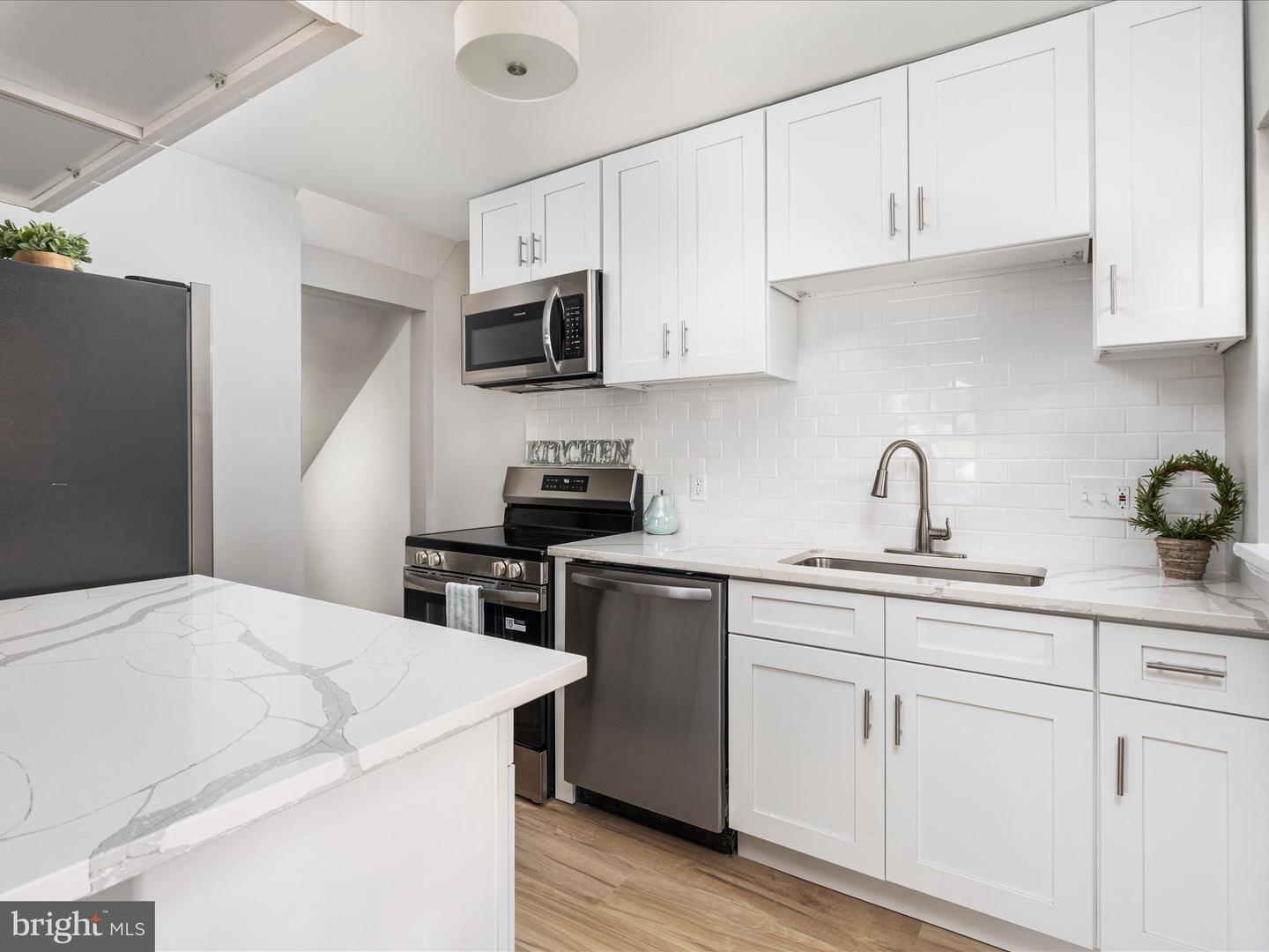 4204 34TH ST S, ARLINGTON, Virginia 22206, 3 Bedrooms Bedrooms, ,2 BathroomsBathrooms,Residential,For sale,4204 34TH ST S,VAAR2064800 MLS # VAAR2064800 4204 34TH ST S, ARLINGTON, Virginia 22206, 3 Bedrooms Bedrooms, ,2 BathroomsBathrooms,Residential,For sale,4204 34TH ST S,VAAR2064800 MLS # VAAR2064800