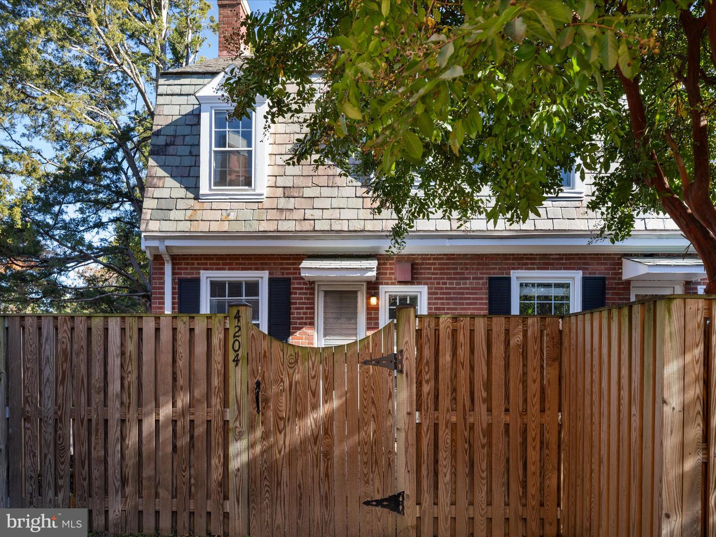 4204 34TH ST S, ARLINGTON, Virginia 22206, 3 Bedrooms Bedrooms, ,2 BathroomsBathrooms,Residential,For sale,4204 34TH ST S,VAAR2064800 MLS # VAAR2064800 4204 34TH ST S, ARLINGTON, Virginia 22206, 3 Bedrooms Bedrooms, ,2 BathroomsBathrooms,Residential,For sale,4204 34TH ST S,VAAR2064800 MLS # VAAR2064800