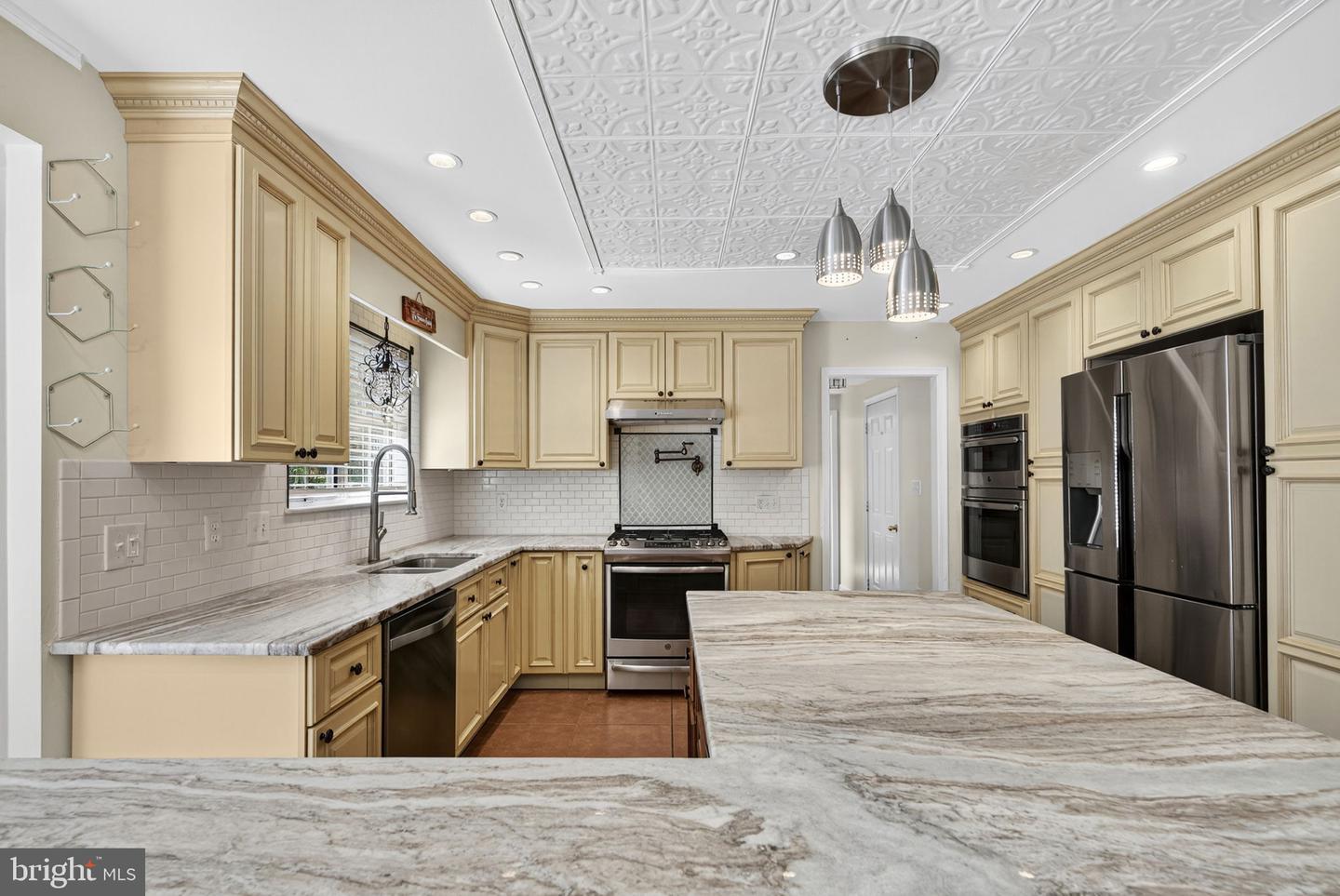43213 WAYSIDE CIR, ASHBURN, Virginia 20147, 5 Bedrooms Bedrooms, ,3 BathroomsBathrooms,Residential,For sale,43213 WAYSIDE CIR,VALO2108980 MLS # VALO2108980 43213 WAYSIDE CIR, ASHBURN, Virginia 20147, 5 Bedrooms Bedrooms, ,3 BathroomsBathrooms,Residential,For sale,43213 WAYSIDE CIR,VALO2108980 MLS # VALO2108980