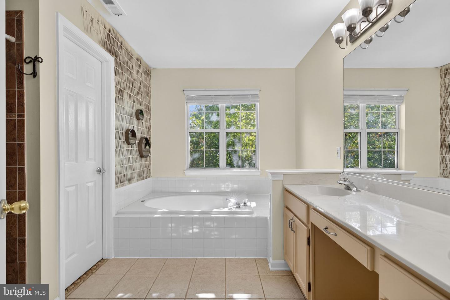 43213 WAYSIDE CIR, ASHBURN, Virginia 20147, 5 Bedrooms Bedrooms, ,3 BathroomsBathrooms,Residential,For sale,43213 WAYSIDE CIR,VALO2108980 MLS # VALO2108980 43213 WAYSIDE CIR, ASHBURN, Virginia 20147, 5 Bedrooms Bedrooms, ,3 BathroomsBathrooms,Residential,For sale,43213 WAYSIDE CIR,VALO2108980 MLS # VALO2108980
