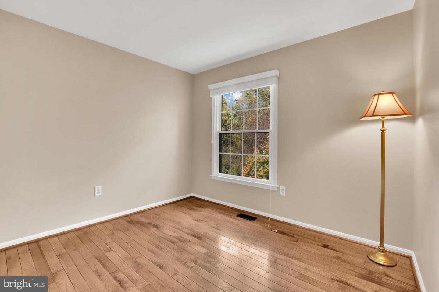 7477 COLLINS MEADE WAY, ALEXANDRIA, Virginia 22315, 3 Bedrooms Bedrooms, ,3 BathroomsBathrooms,Residential,For sale,7477 COLLINS MEADE WAY,VAFX2274518 MLS # VAFX2274518 7477 COLLINS MEADE WAY, ALEXANDRIA, Virginia 22315, 3 Bedrooms Bedrooms, ,3 BathroomsBathrooms,Residential,For sale,7477 COLLINS MEADE WAY,VAFX2274518 MLS # VAFX2274518