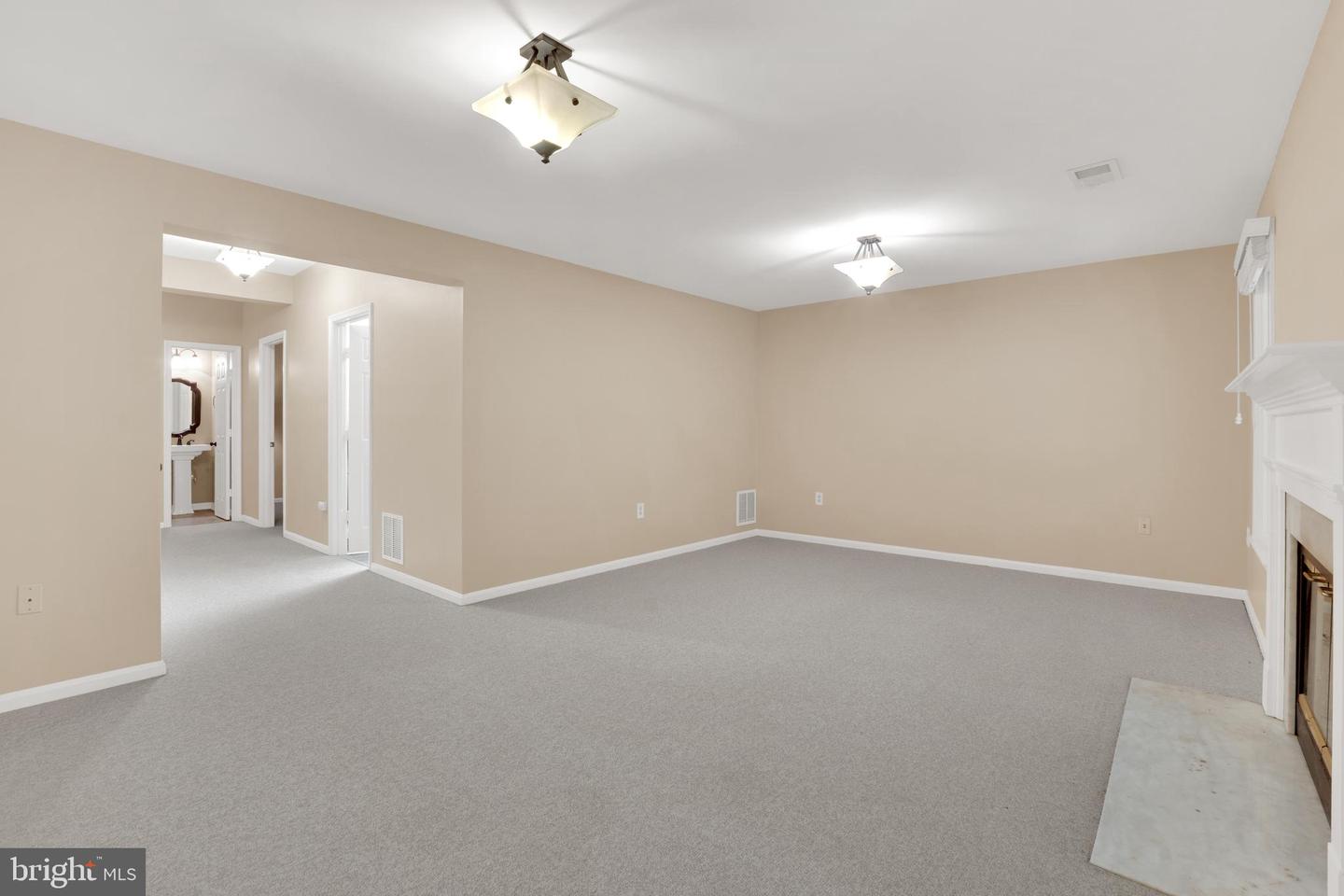 7477 COLLINS MEADE WAY, ALEXANDRIA, Virginia 22315, 3 Bedrooms Bedrooms, ,3 BathroomsBathrooms,Residential,For sale,7477 COLLINS MEADE WAY,VAFX2274518 MLS # VAFX2274518 7477 COLLINS MEADE WAY, ALEXANDRIA, Virginia 22315, 3 Bedrooms Bedrooms, ,3 BathroomsBathrooms,Residential,For sale,7477 COLLINS MEADE WAY,VAFX2274518 MLS # VAFX2274518
