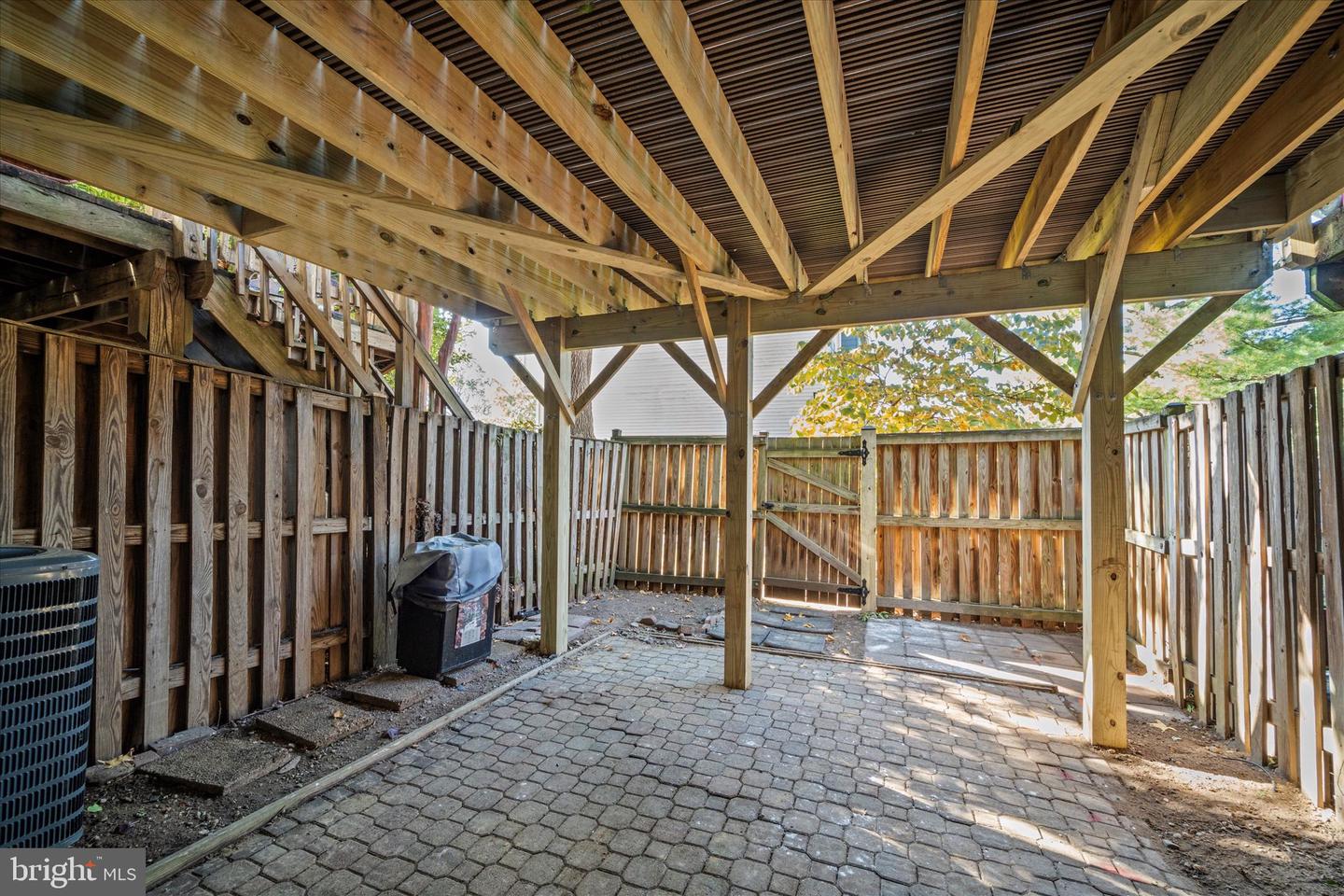 7010 OLD BRENTFORD RD, ALEXANDRIA, Virginia 22310, 3 Bedrooms Bedrooms, ,2 BathroomsBathrooms,Residential,For sale,7010 OLD BRENTFORD RD,VAFX2274532 MLS # VAFX2274532 7010 OLD BRENTFORD RD, ALEXANDRIA, Virginia 22310, 3 Bedrooms Bedrooms, ,2 BathroomsBathrooms,Residential,For sale,7010 OLD BRENTFORD RD,VAFX2274532 MLS # VAFX2274532