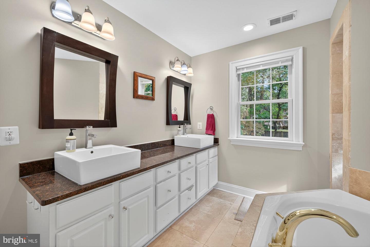 2503 EASIE ST, OAKTON, Virginia 22124, 4 Bedrooms Bedrooms, ,4 BathroomsBathrooms,Residential,For sale,2503 EASIE ST,VAFX2274238 MLS # VAFX2274238 2503 EASIE ST, OAKTON, Virginia 22124, 4 Bedrooms Bedrooms, ,4 BathroomsBathrooms,Residential,For sale,2503 EASIE ST,VAFX2274238 MLS # VAFX2274238