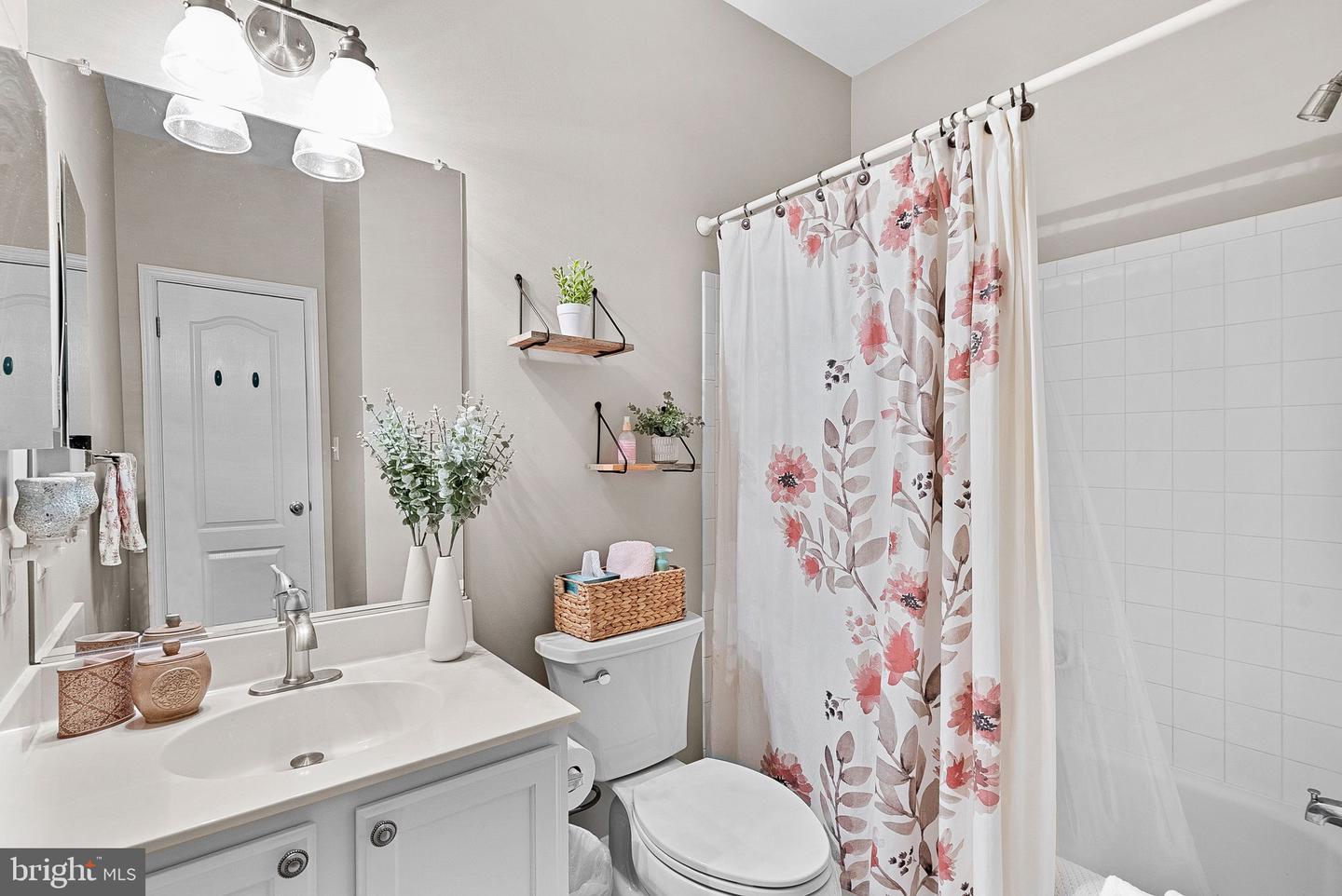 43275 RUSH RUN TER, ASHBURN, Virginia 20147, 3 Bedrooms Bedrooms, ,2 BathroomsBathrooms,Residential,For sale,43275 RUSH RUN TER,VALO2108842 MLS # VALO2108842 43275 RUSH RUN TER, ASHBURN, Virginia 20147, 3 Bedrooms Bedrooms, ,2 BathroomsBathrooms,Residential,For sale,43275 RUSH RUN TER,VALO2108842 MLS # VALO2108842