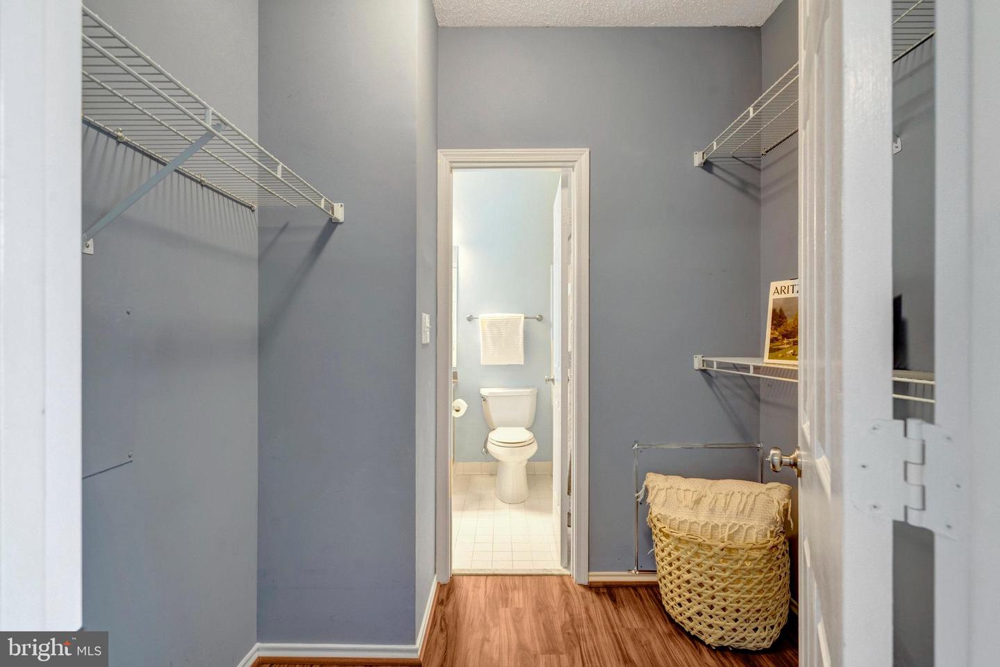 4401 SEDGEHURST DR #203, FAIRFAX, Virginia 22033, 1 Bedroom Bedrooms, 2 Rooms Rooms,1 BathroomBathrooms,Residential,For sale,4401 SEDGEHURST DR #203,VAFX2274484 MLS # VAFX2274484 4401 SEDGEHURST DR #203, FAIRFAX, Virginia 22033, 1 Bedroom Bedrooms, 2 Rooms Rooms,1 BathroomBathrooms,Residential,For sale,4401 SEDGEHURST DR #203,VAFX2274484 MLS # VAFX2274484