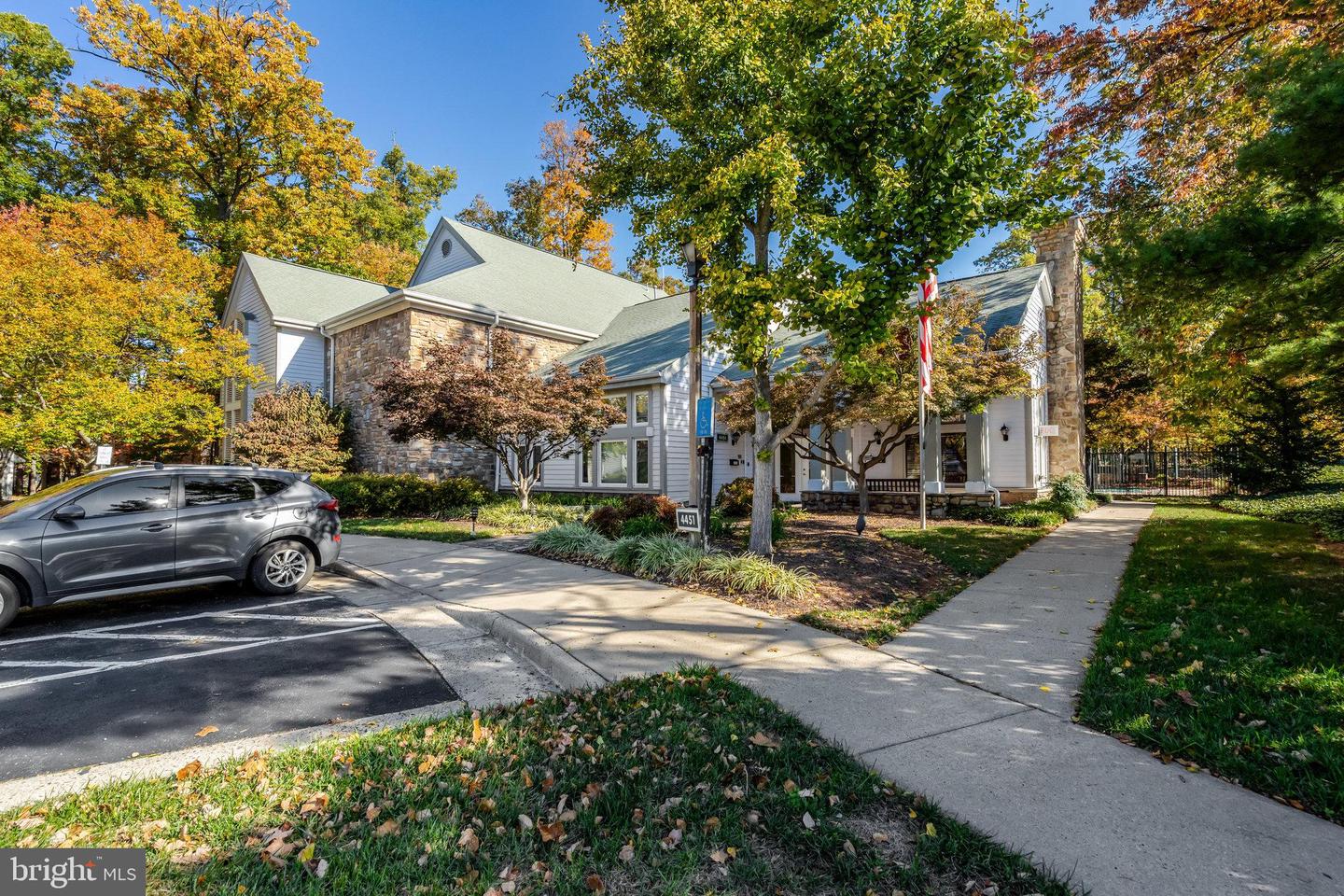 4401 SEDGEHURST DR #203, FAIRFAX, Virginia 22033, 1 Bedroom Bedrooms, 2 Rooms Rooms,1 BathroomBathrooms,Residential,For sale,4401 SEDGEHURST DR #203,VAFX2274484 MLS # VAFX2274484 4401 SEDGEHURST DR #203, FAIRFAX, Virginia 22033, 1 Bedroom Bedrooms, 2 Rooms Rooms,1 BathroomBathrooms,Residential,For sale,4401 SEDGEHURST DR #203,VAFX2274484 MLS # VAFX2274484