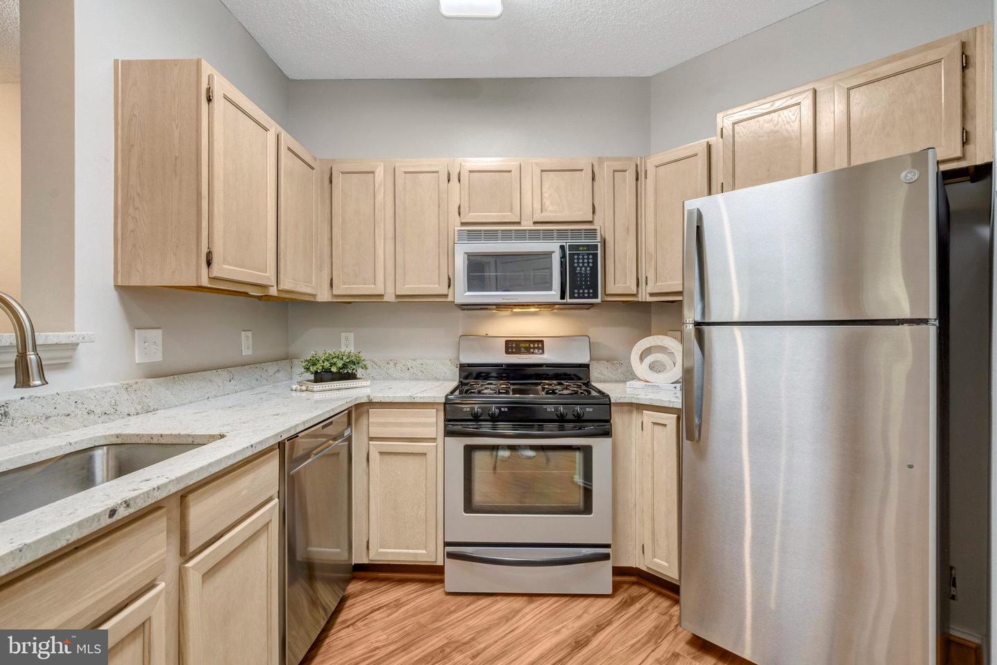 4401 SEDGEHURST DR #203, FAIRFAX, Virginia 22033, 1 Bedroom Bedrooms, 2 Rooms Rooms,1 BathroomBathrooms,Residential,For sale,4401 SEDGEHURST DR #203,VAFX2274484 MLS # VAFX2274484 4401 SEDGEHURST DR #203, FAIRFAX, Virginia 22033, 1 Bedroom Bedrooms, 2 Rooms Rooms,1 BathroomBathrooms,Residential,For sale,4401 SEDGEHURST DR #203,VAFX2274484 MLS # VAFX2274484