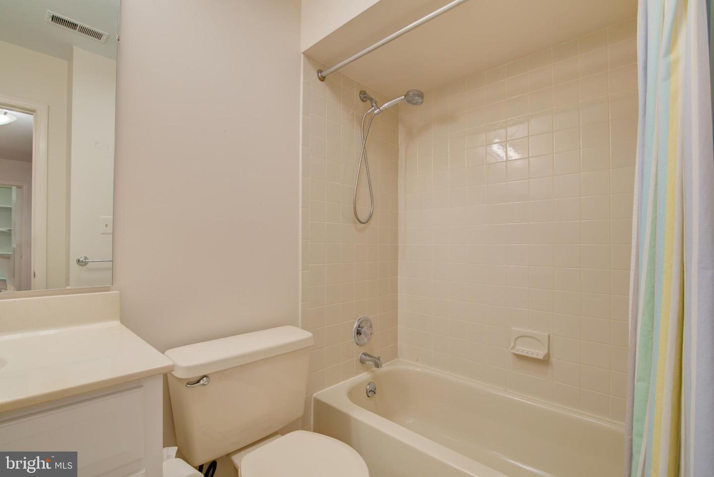 1423 MCLEAN MEWS CT, MCLEAN, Virginia 22101, 3 Bedrooms Bedrooms, ,2 BathroomsBathrooms,Residential,For sale,1423 MCLEAN MEWS CT,VAFX2274486 MLS # VAFX2274486 1423 MCLEAN MEWS CT, MCLEAN, Virginia 22101, 3 Bedrooms Bedrooms, ,2 BathroomsBathrooms,Residential,For sale,1423 MCLEAN MEWS CT,VAFX2274486 MLS # VAFX2274486
