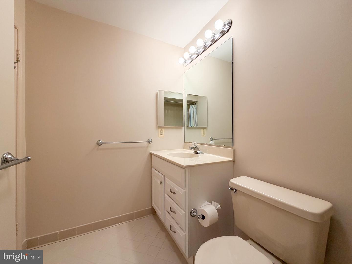 1423 MCLEAN MEWS CT, MCLEAN, Virginia 22101, 3 Bedrooms Bedrooms, ,2 BathroomsBathrooms,Residential,For sale,1423 MCLEAN MEWS CT,VAFX2274486 MLS # VAFX2274486 1423 MCLEAN MEWS CT, MCLEAN, Virginia 22101, 3 Bedrooms Bedrooms, ,2 BathroomsBathrooms,Residential,For sale,1423 MCLEAN MEWS CT,VAFX2274486 MLS # VAFX2274486