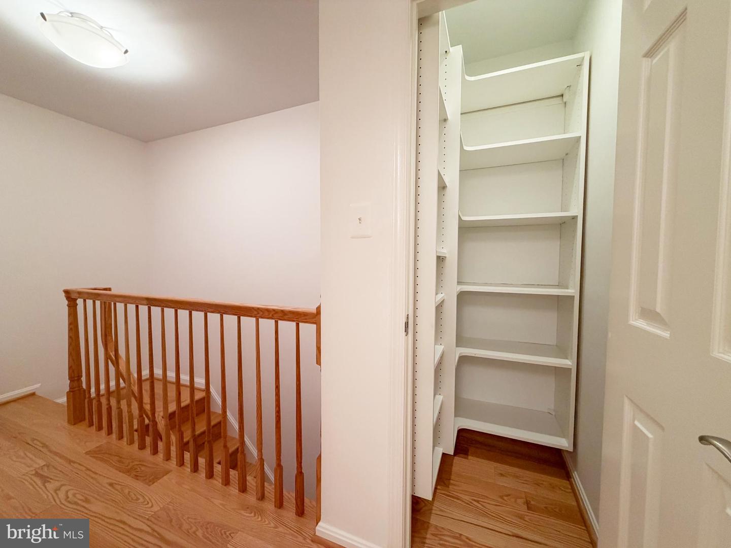 1423 MCLEAN MEWS CT, MCLEAN, Virginia 22101, 3 Bedrooms Bedrooms, ,2 BathroomsBathrooms,Residential,For sale,1423 MCLEAN MEWS CT,VAFX2274486 MLS # VAFX2274486 1423 MCLEAN MEWS CT, MCLEAN, Virginia 22101, 3 Bedrooms Bedrooms, ,2 BathroomsBathrooms,Residential,For sale,1423 MCLEAN MEWS CT,VAFX2274486 MLS # VAFX2274486