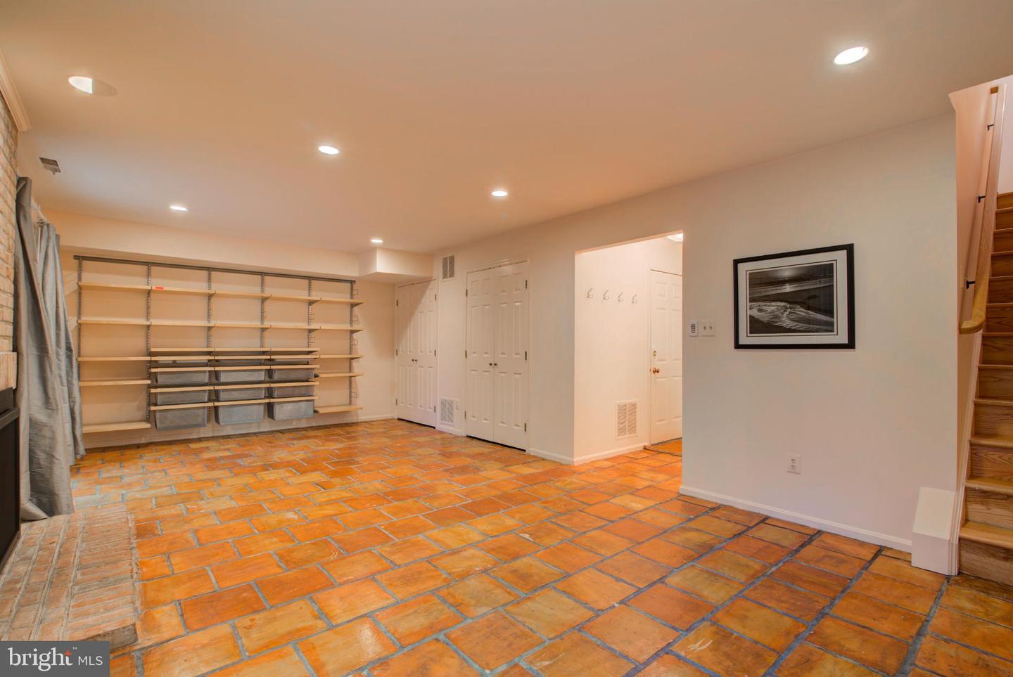 1423 MCLEAN MEWS CT, MCLEAN, Virginia 22101, 3 Bedrooms Bedrooms, ,2 BathroomsBathrooms,Residential,For sale,1423 MCLEAN MEWS CT,VAFX2274486 MLS # VAFX2274486 1423 MCLEAN MEWS CT, MCLEAN, Virginia 22101, 3 Bedrooms Bedrooms, ,2 BathroomsBathrooms,Residential,For sale,1423 MCLEAN MEWS CT,VAFX2274486 MLS # VAFX2274486